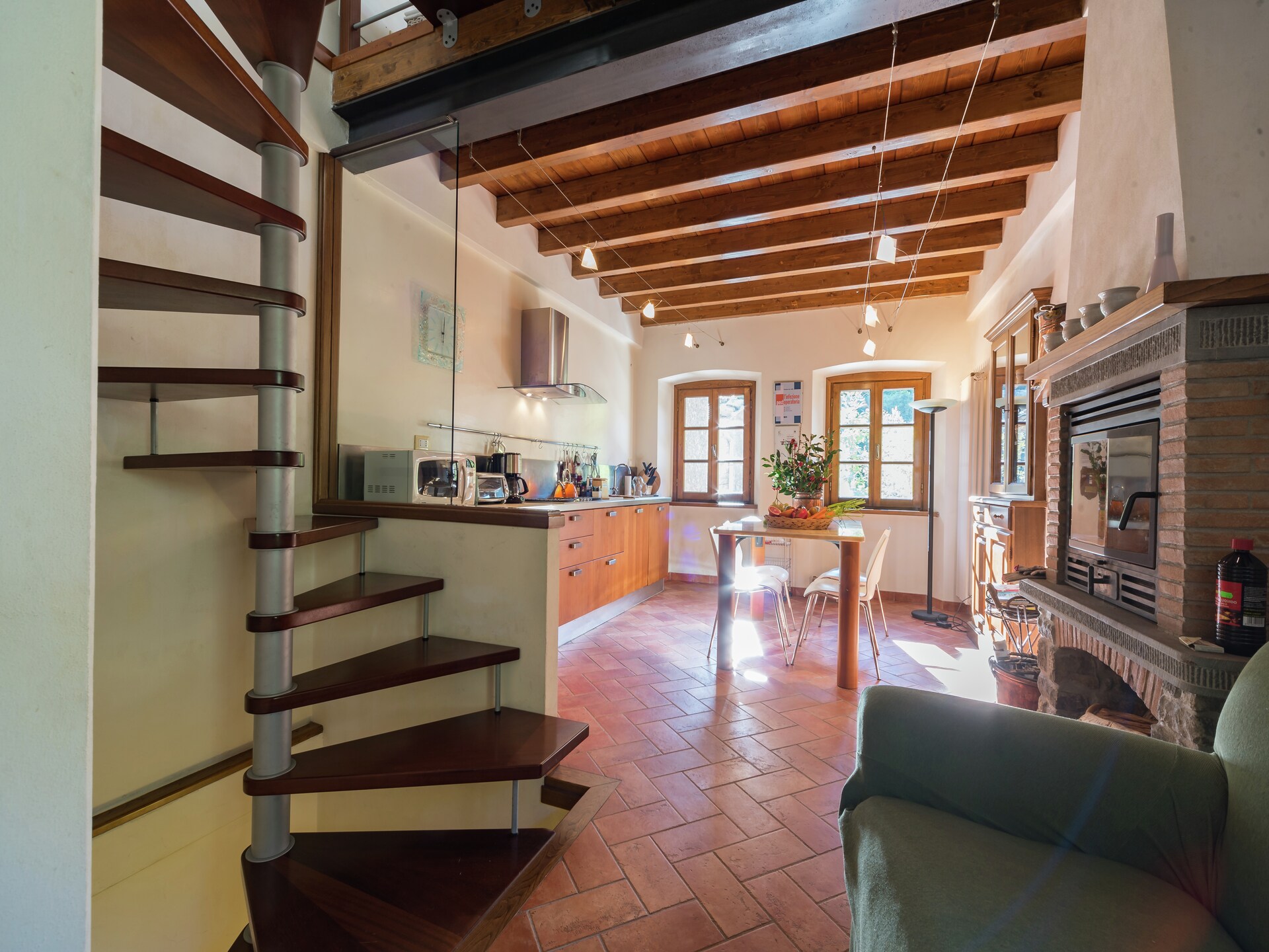 Elegant landhuis in Pescaglia: 6p, bos & dorp op 100m, meer op 1km - foto 9