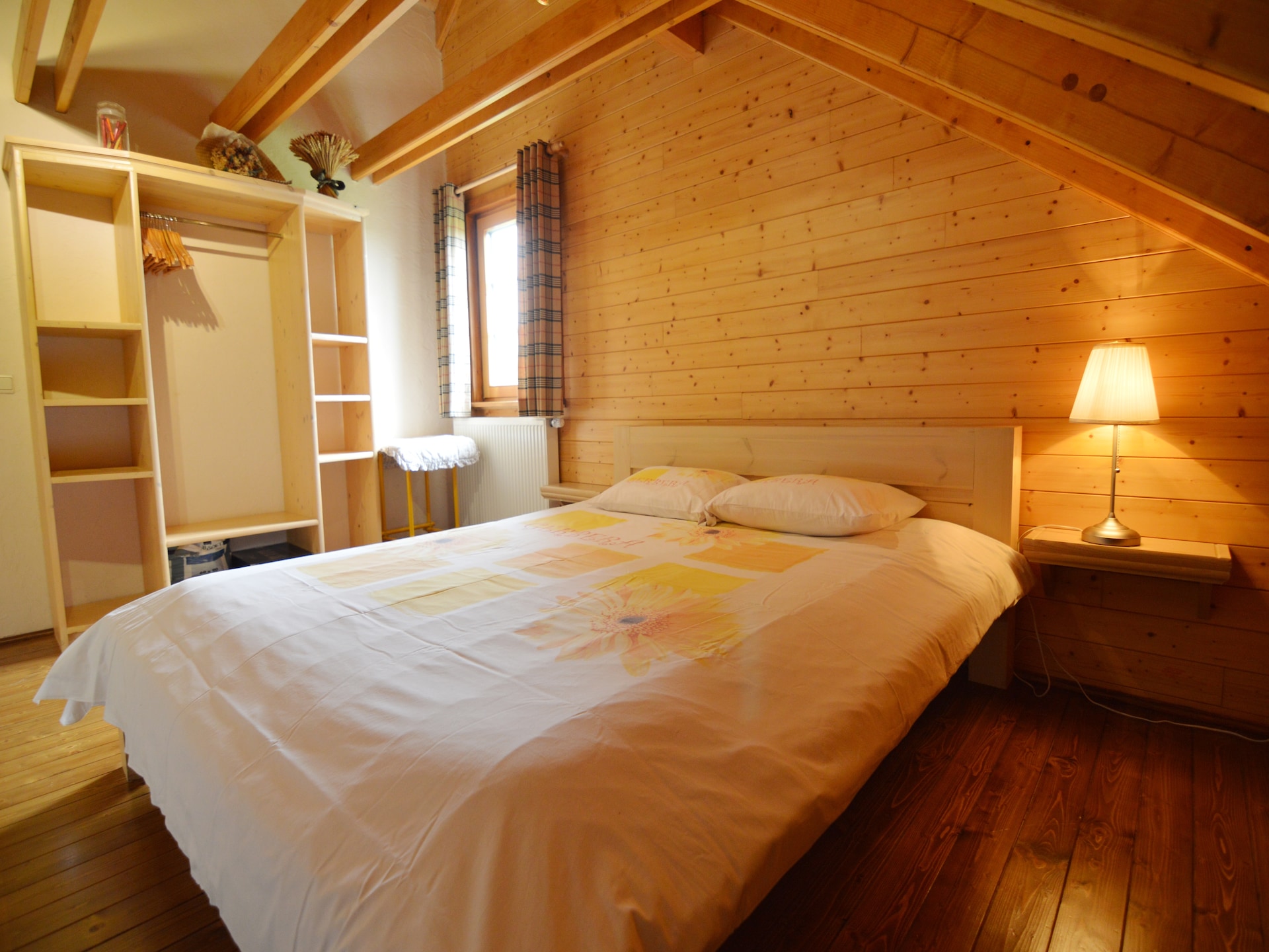 8-persoons chalet met sauna en bubbelbad in Septon - foto 16