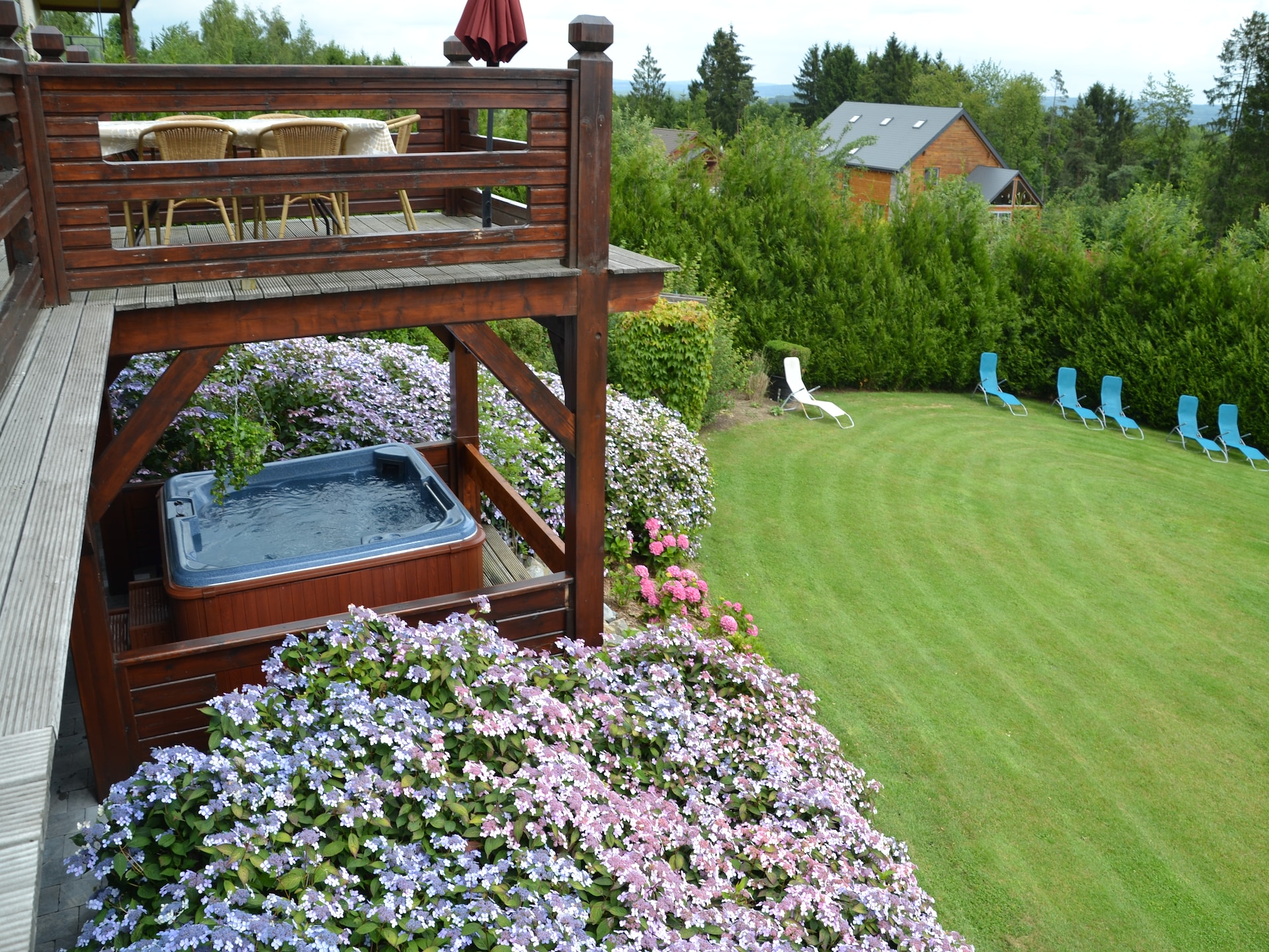 8-persoons chalet met sauna en bubbelbad in Septon - foto 12