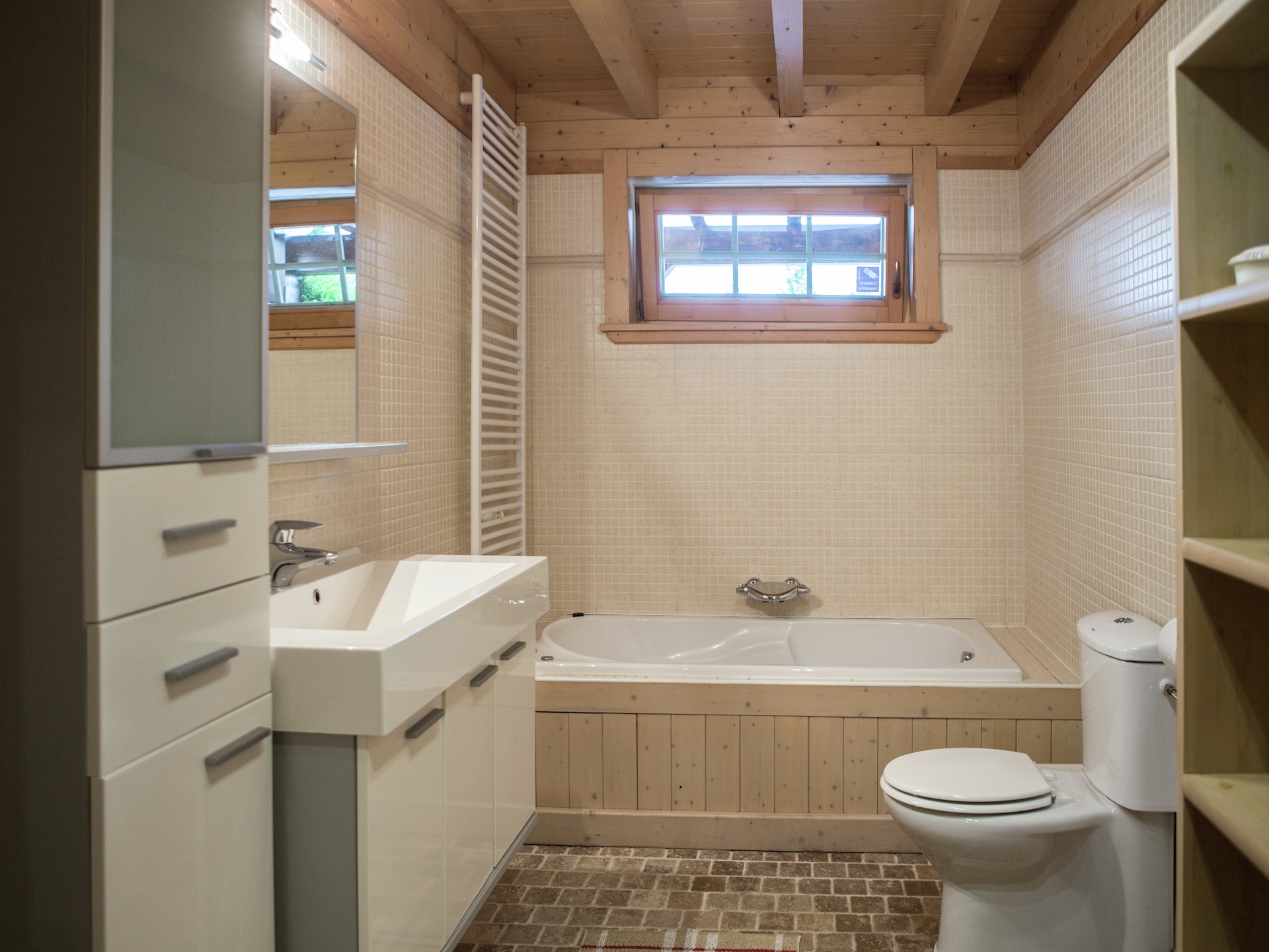 8-persoons chalet met sauna en bubbelbad in Septon - foto 19