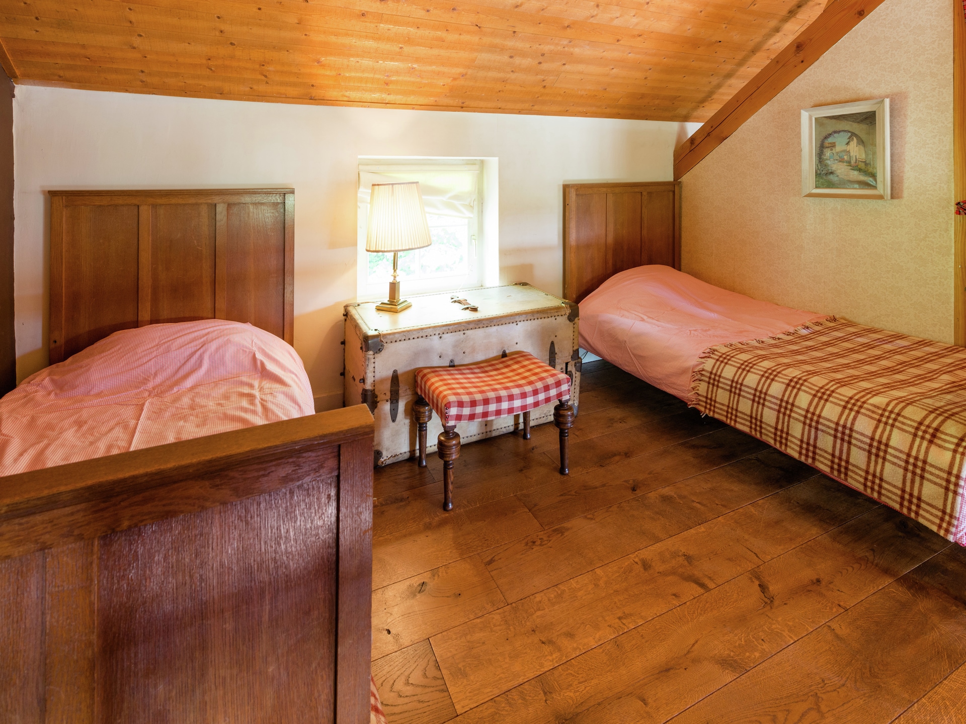 8-persoons vakantiehuis met haard en tuin in Cetturu - foto 15