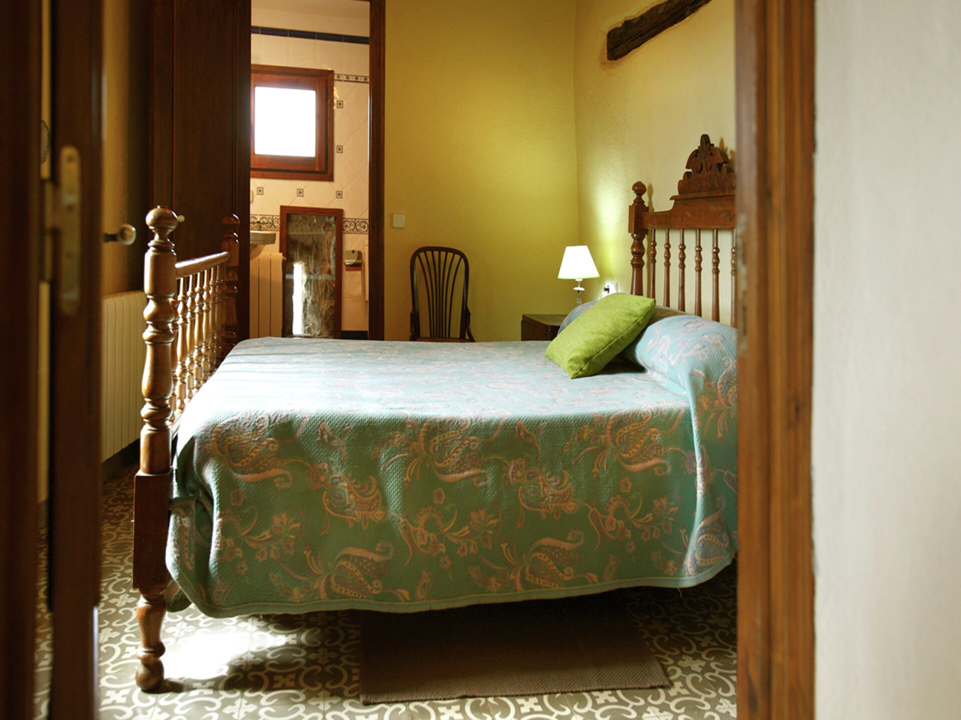 Gerestaureerd landhuis met privézwembad en uitzicht op Montserrat - foto 29