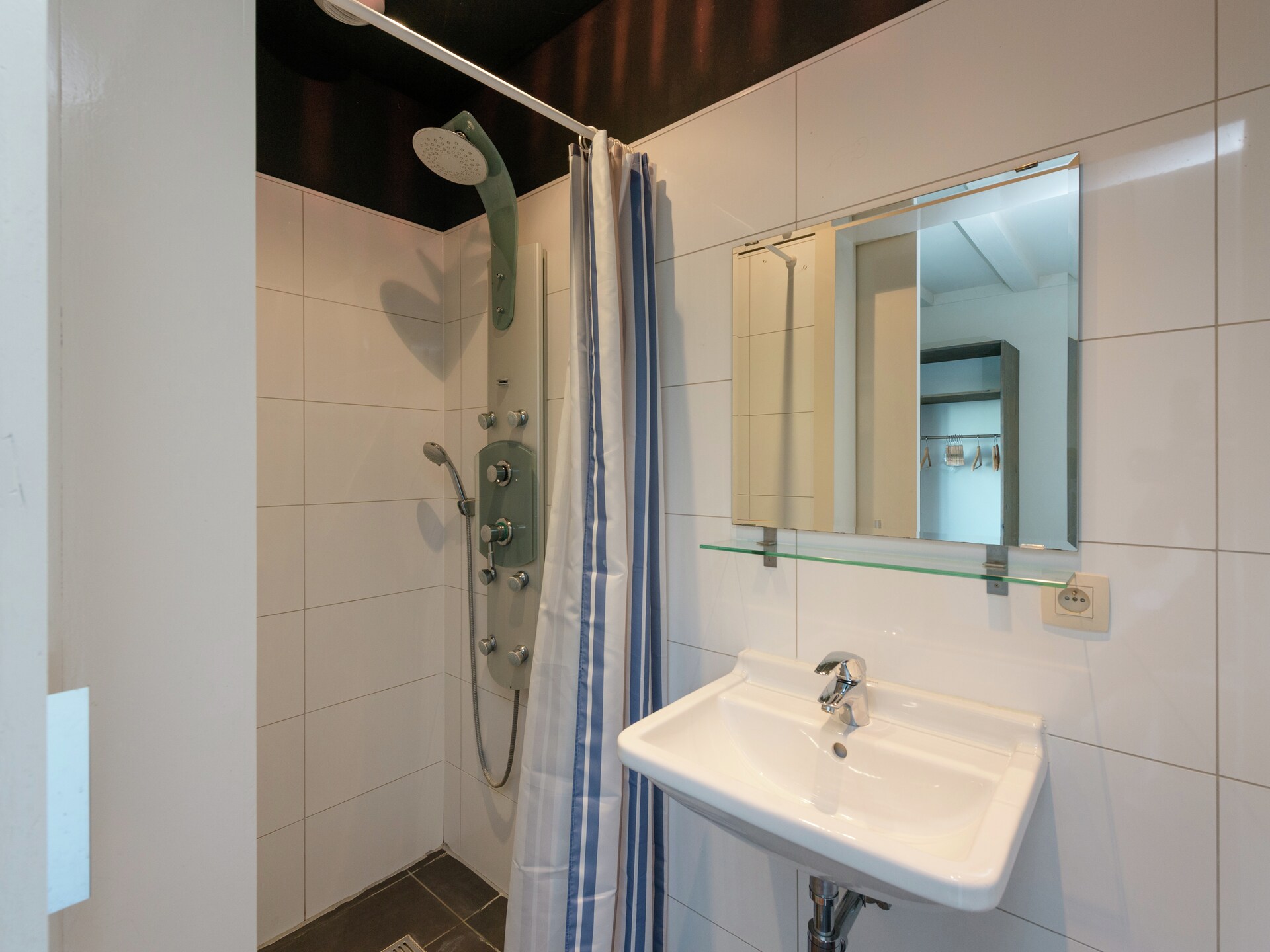 Luxe villa voor 16 personen met sauna en bubbelbad in de bossen bij Durbuy - foto 27