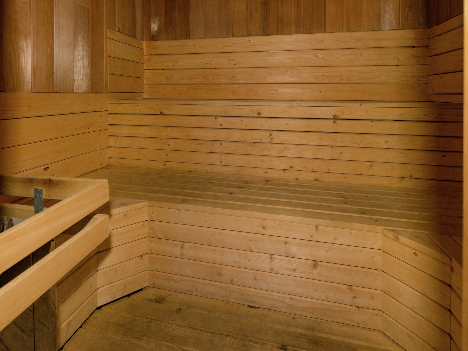 Luxe villa voor 16 personen met sauna en bubbelbad in de bossen bij Durbuy - foto 39