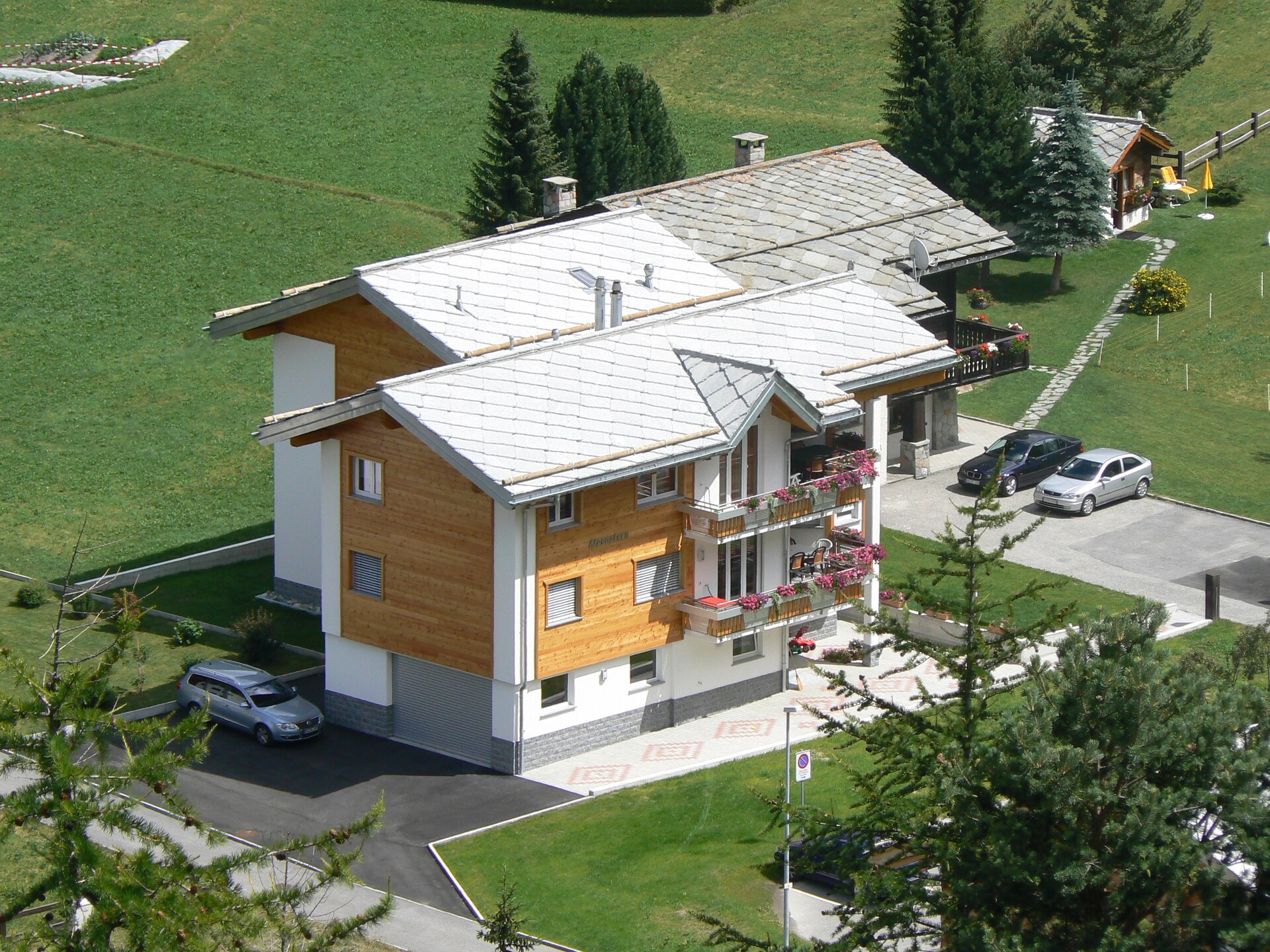 Licht appartement op 2 km van de skilift met bergzicht en tuin - foto 6