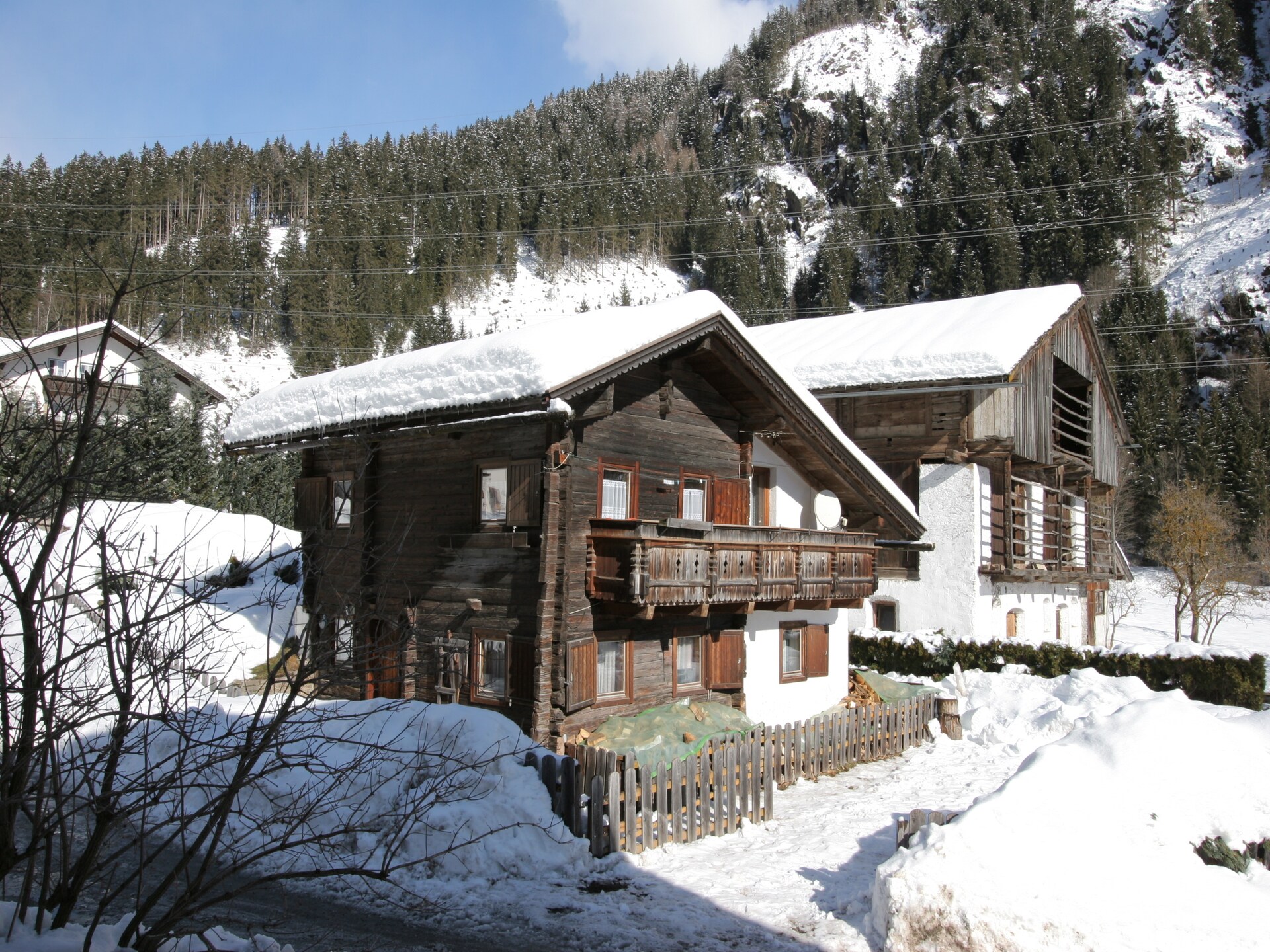 Op 1,0 km van de piste: Vakantiehuis Schmiddle in Matrei - foto 34