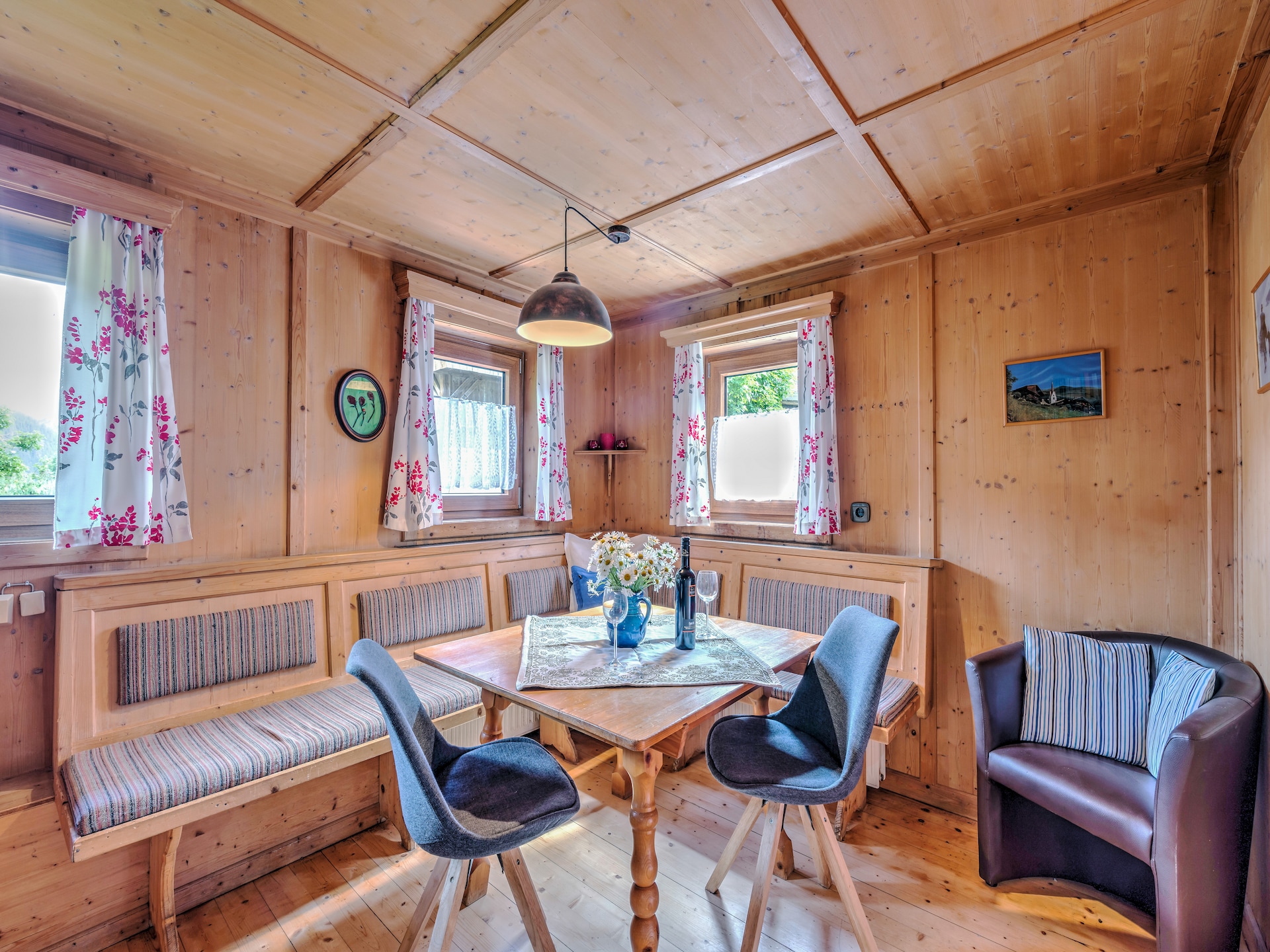 Op 1,0 km van de piste: Vakantiehuis Schmiddle in Matrei - foto 3