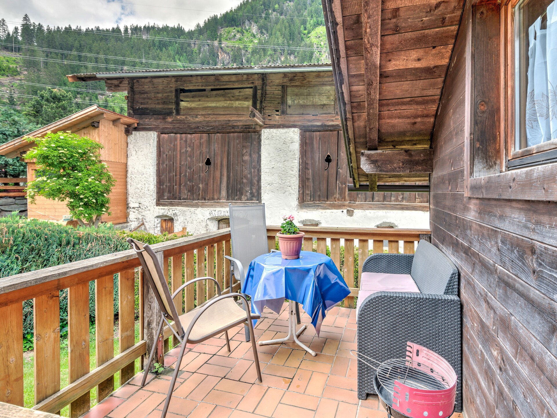 Op 1,0 km van de piste: Vakantiehuis Schmiddle in Matrei - foto 23