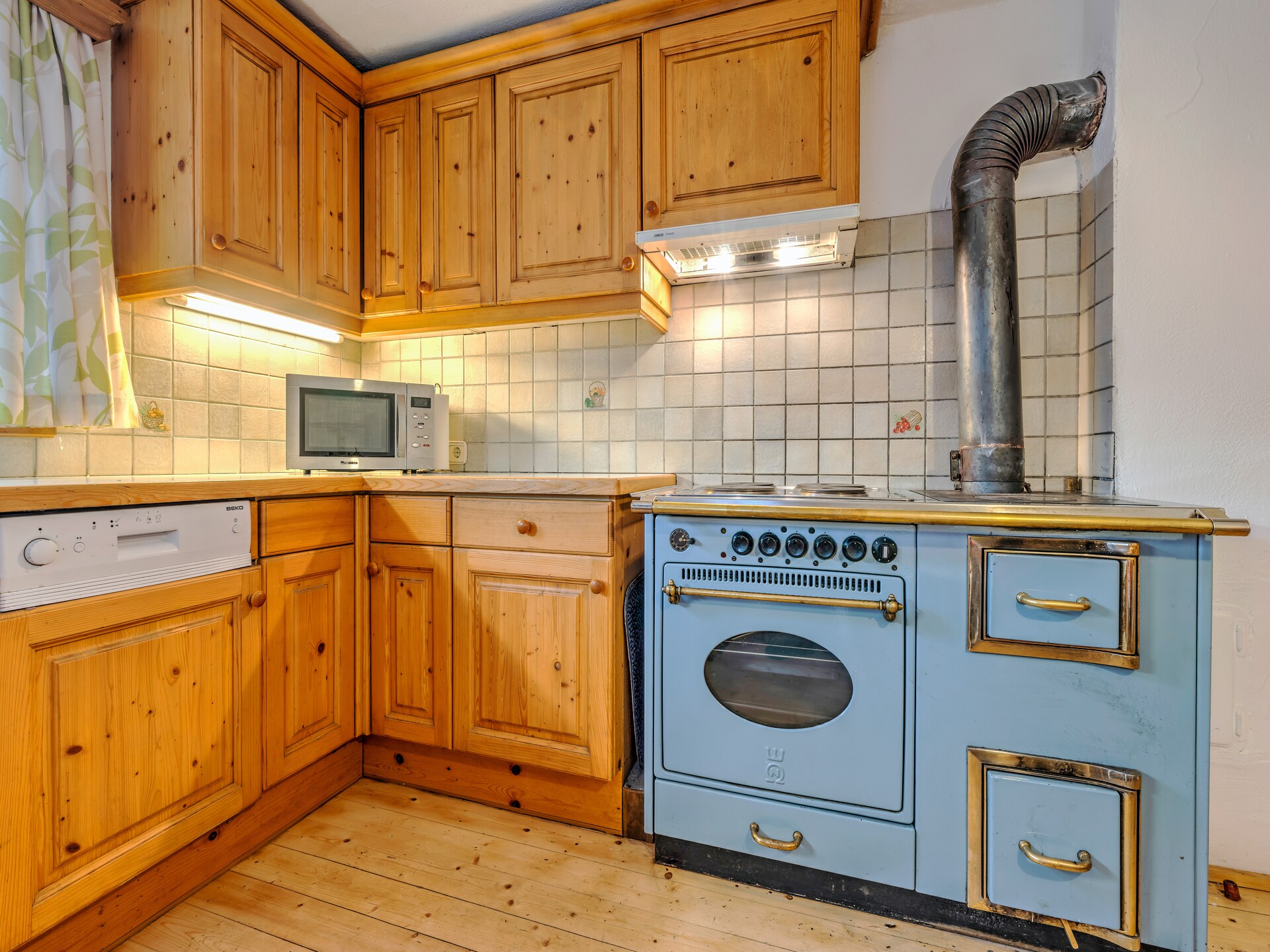 Op 1,0 km van de piste: Vakantiehuis Schmiddle in Matrei - foto 11