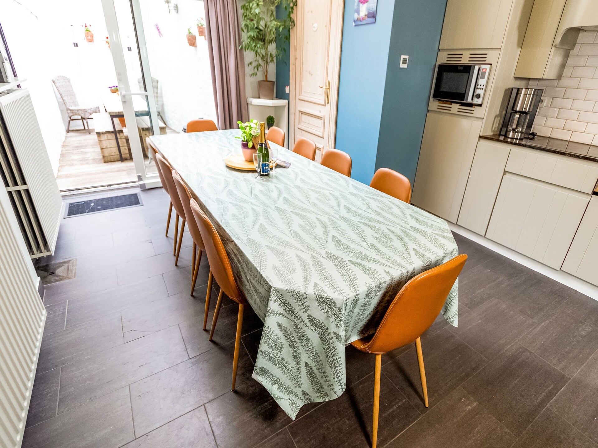 Op 1 km van Brugge-centrum: ruim 10-persoons vakantiehuis - foto 3