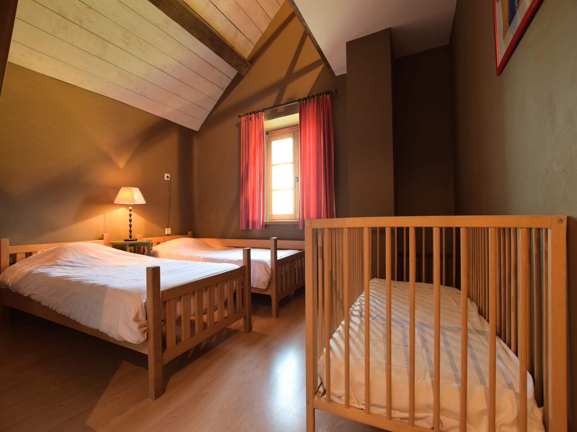 Luxe bosvilla in Tenneville met privé-zwembad en sauna voor 26 personen - foto 4