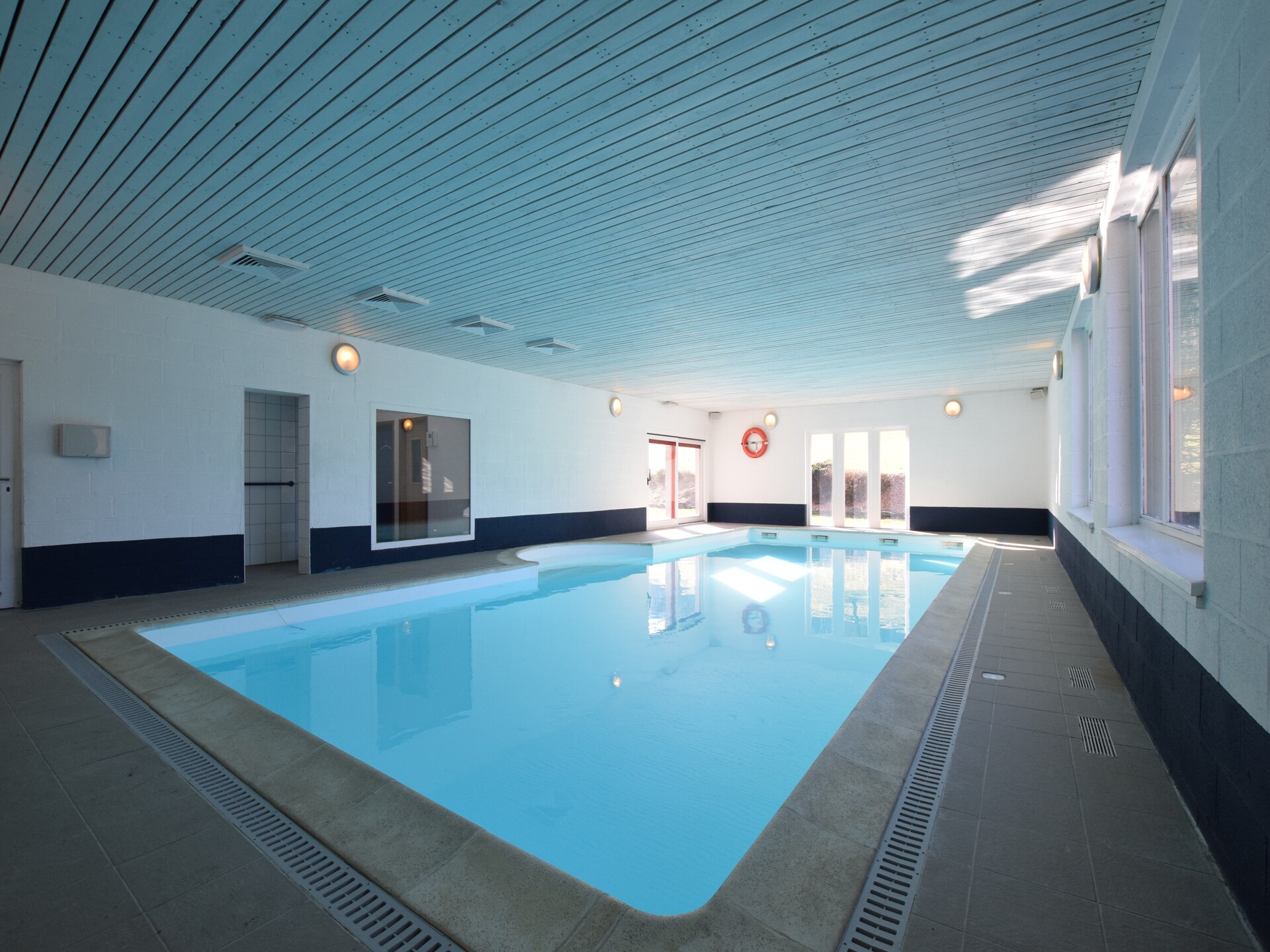 Luxe bosvilla in Tenneville met privé-zwembad en sauna voor 26 personen - foto 8
