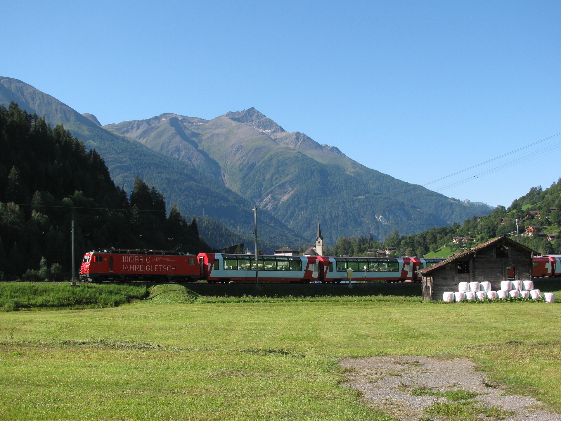 Knus appartement in Fieschertal met uitzicht op de Alpen en bos op 100m - foto 14