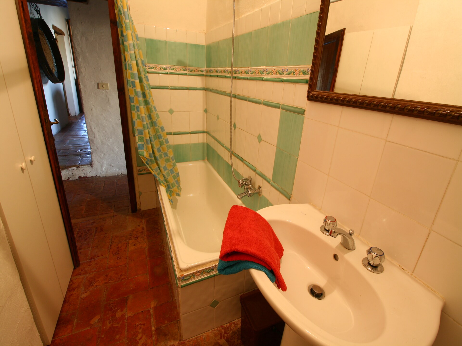 Nespolo Due: Ruim landhuis bij het Trasimeense Meer, 8 personen & huisdiervriendelijk - foto 21