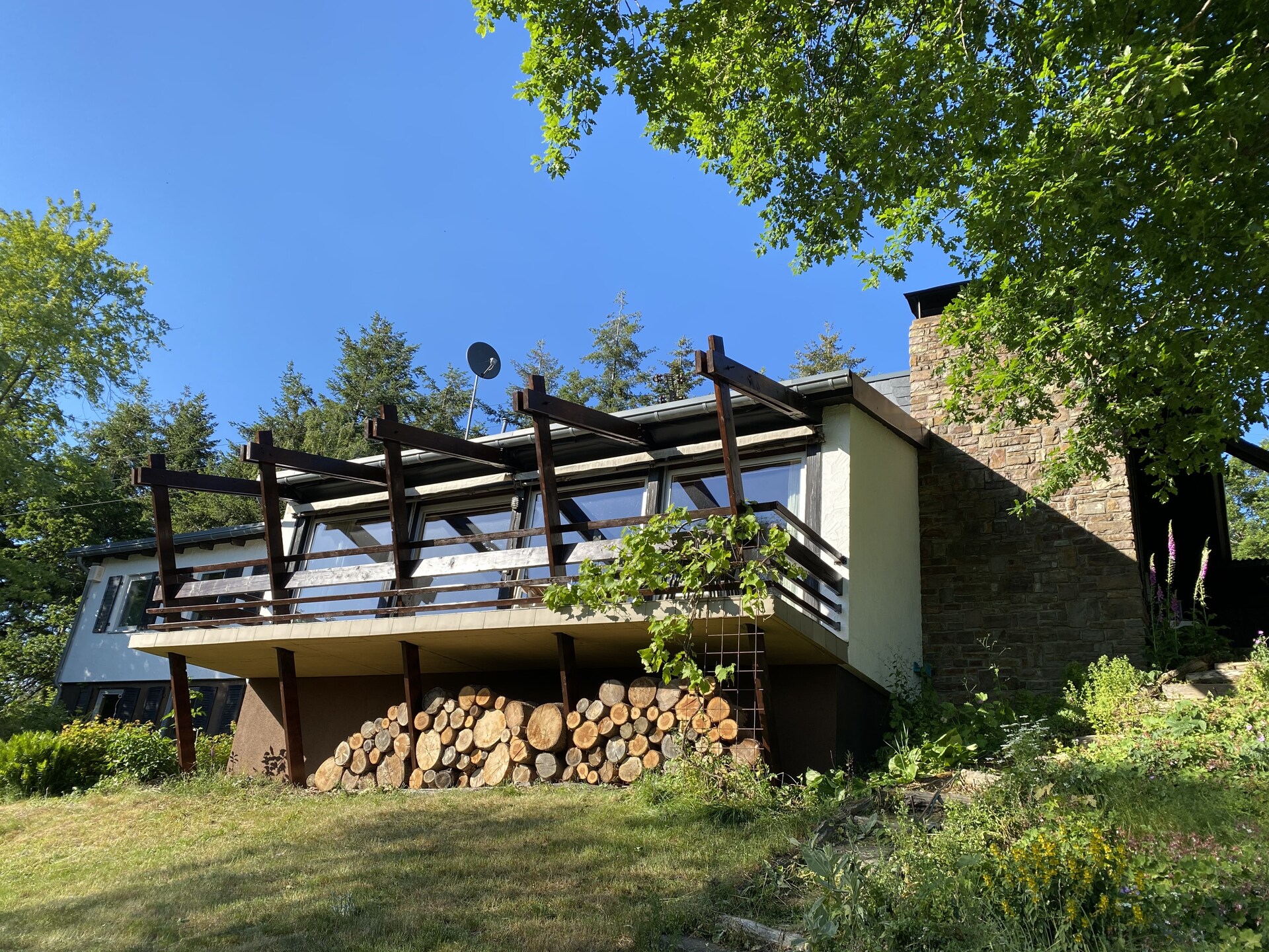 Panoramahaus: Ruim vakantiehuis met weids uitzicht in de Hunsrück - foto 1