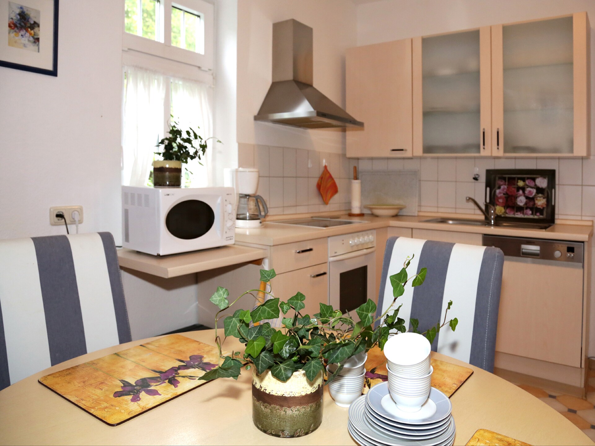 Op 1,0 km van het centrum: Ruim appartement in Bad Pyrmont-Löwensen - foto 4