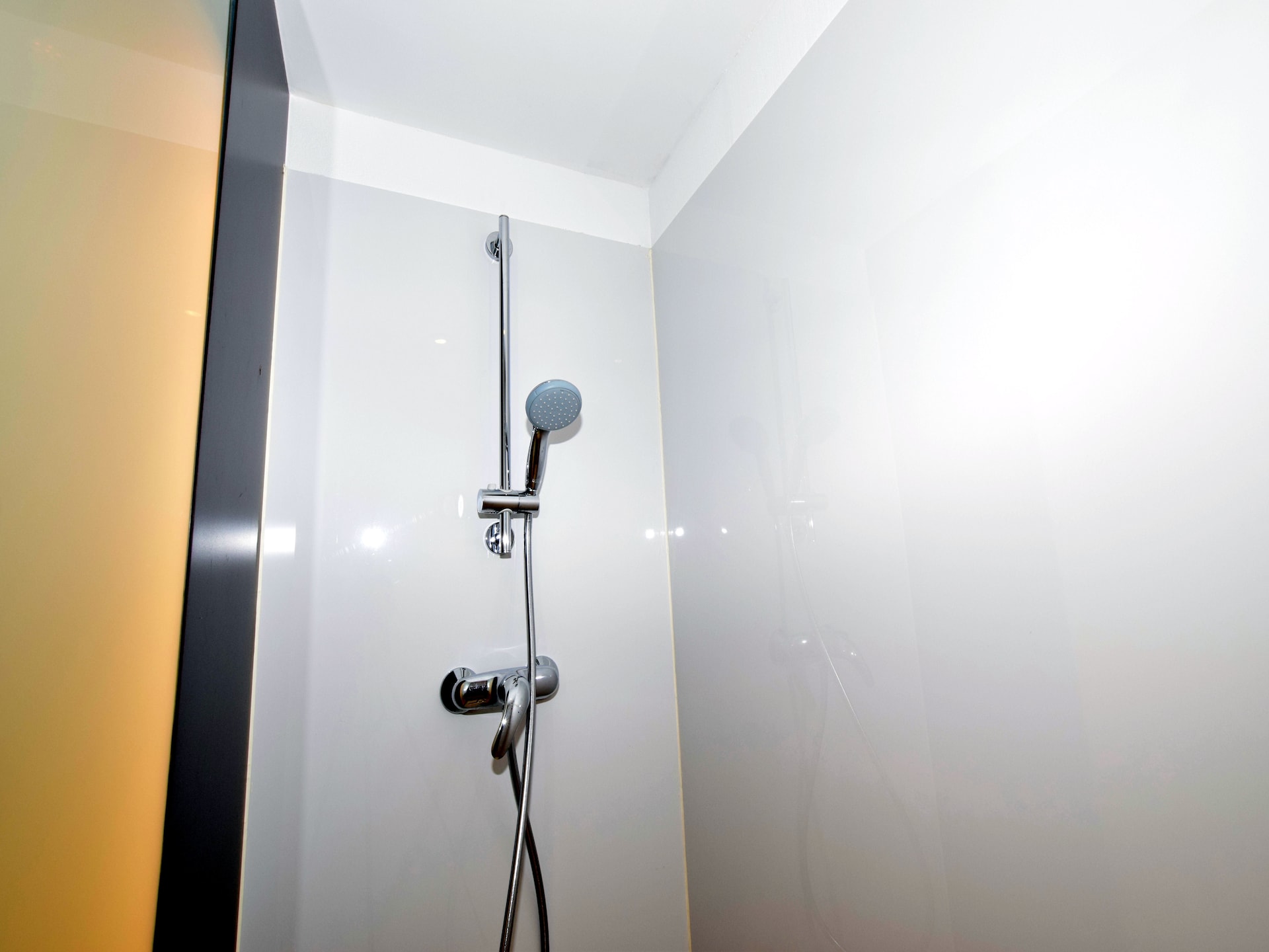 4-persoons appartement Koetshuis Loft in centrum Robertville - foto 20