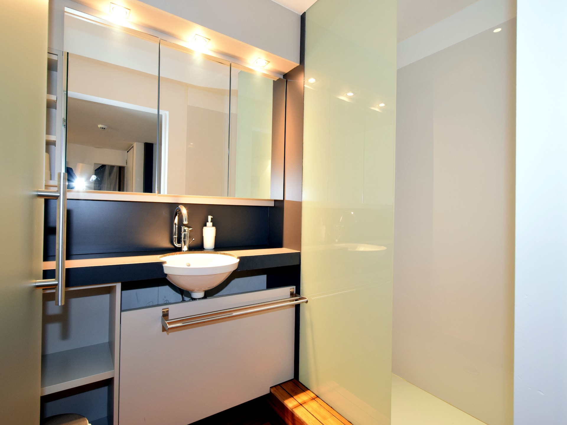 Centraal gelegen Koetshuis Appartement in Robertville voor 5 personen - foto 7