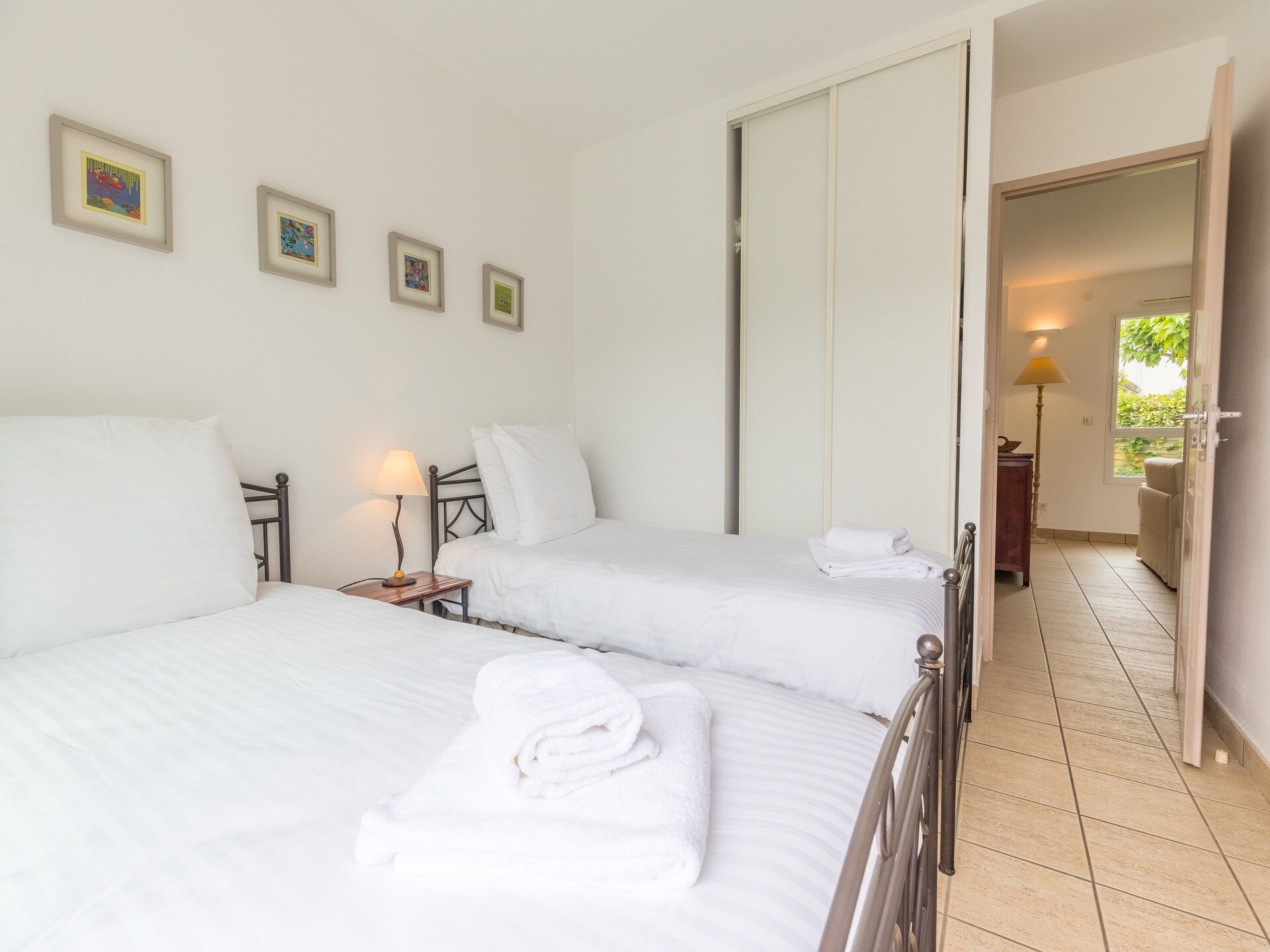 Zonovergoten villa met privézwembad in de bossen van Moliets, vlakbij zee - foto 25
