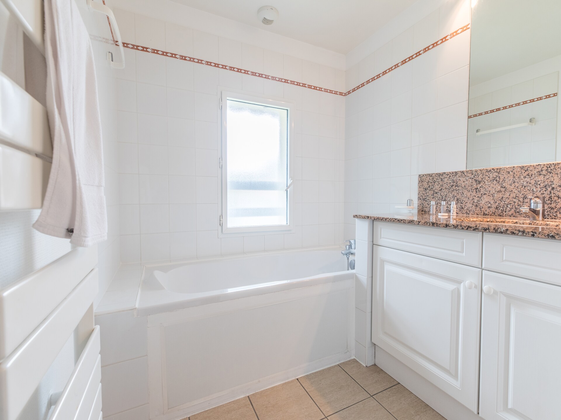 Zonovergoten villa met privézwembad in de bossen van Moliets, vlakbij zee - foto 35