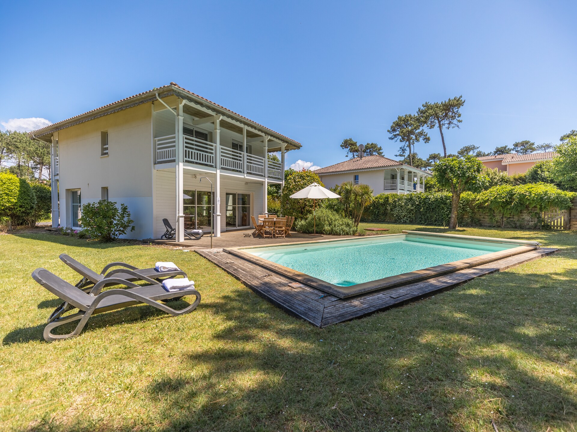 Zonovergoten villa met privézwembad in de bossen van Moliets, vlakbij zee - foto 10