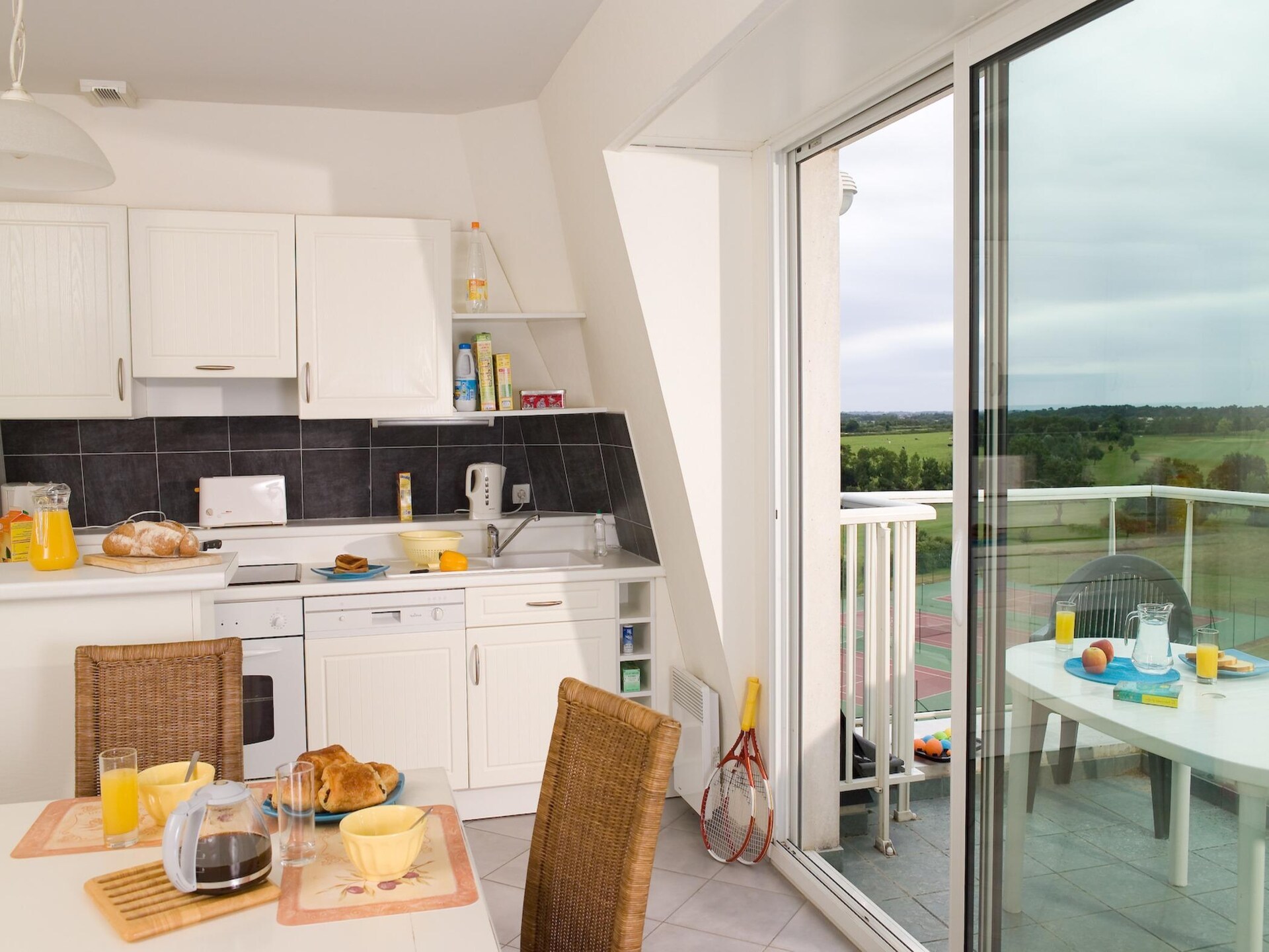 Licht appartement voor 6 aan de Vendéekust met zwembad en tuin - foto 2