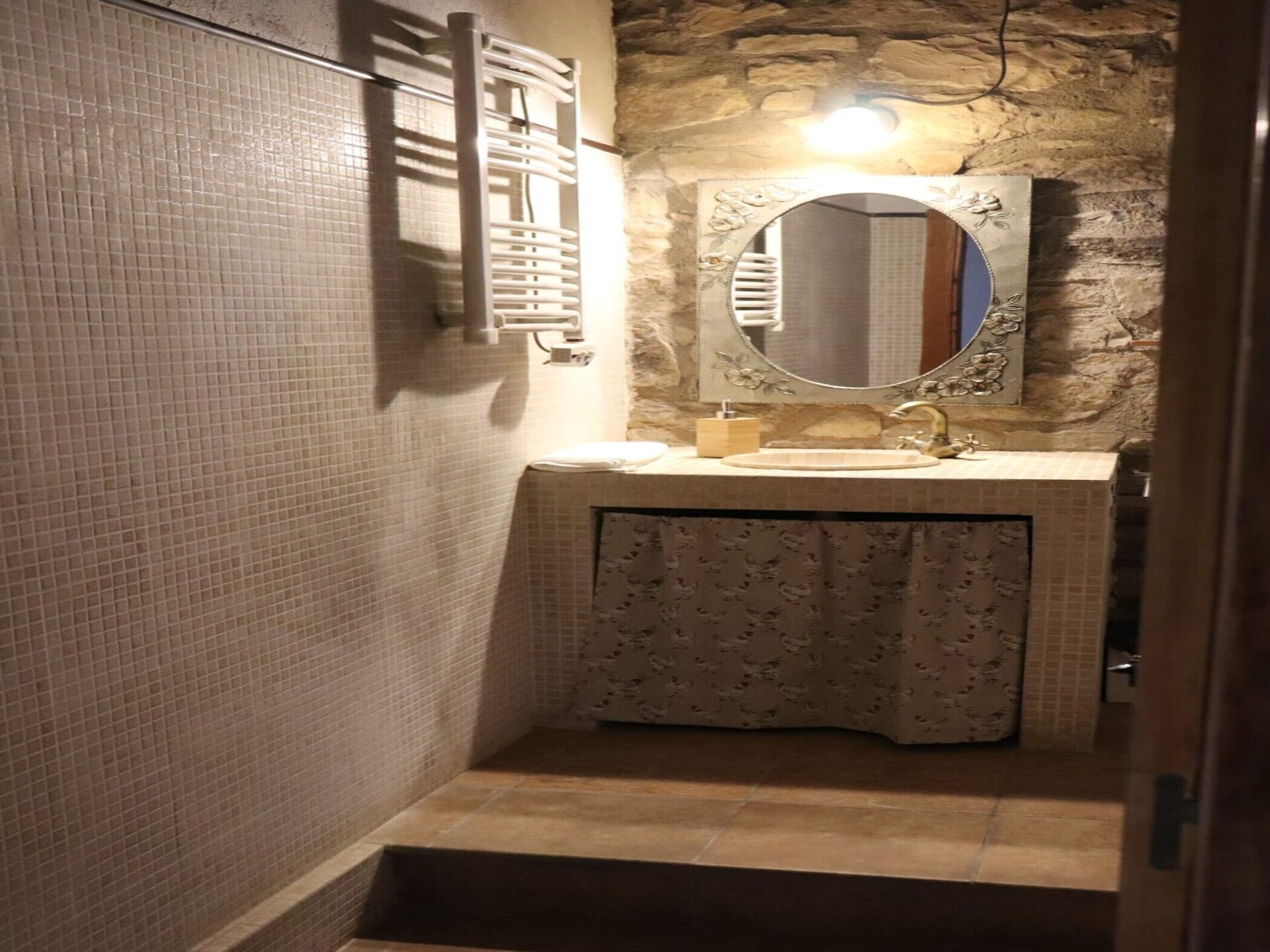 Authentiek 19e-eeuws landhuis in de bossen van Calonge de Segarra - foto 13