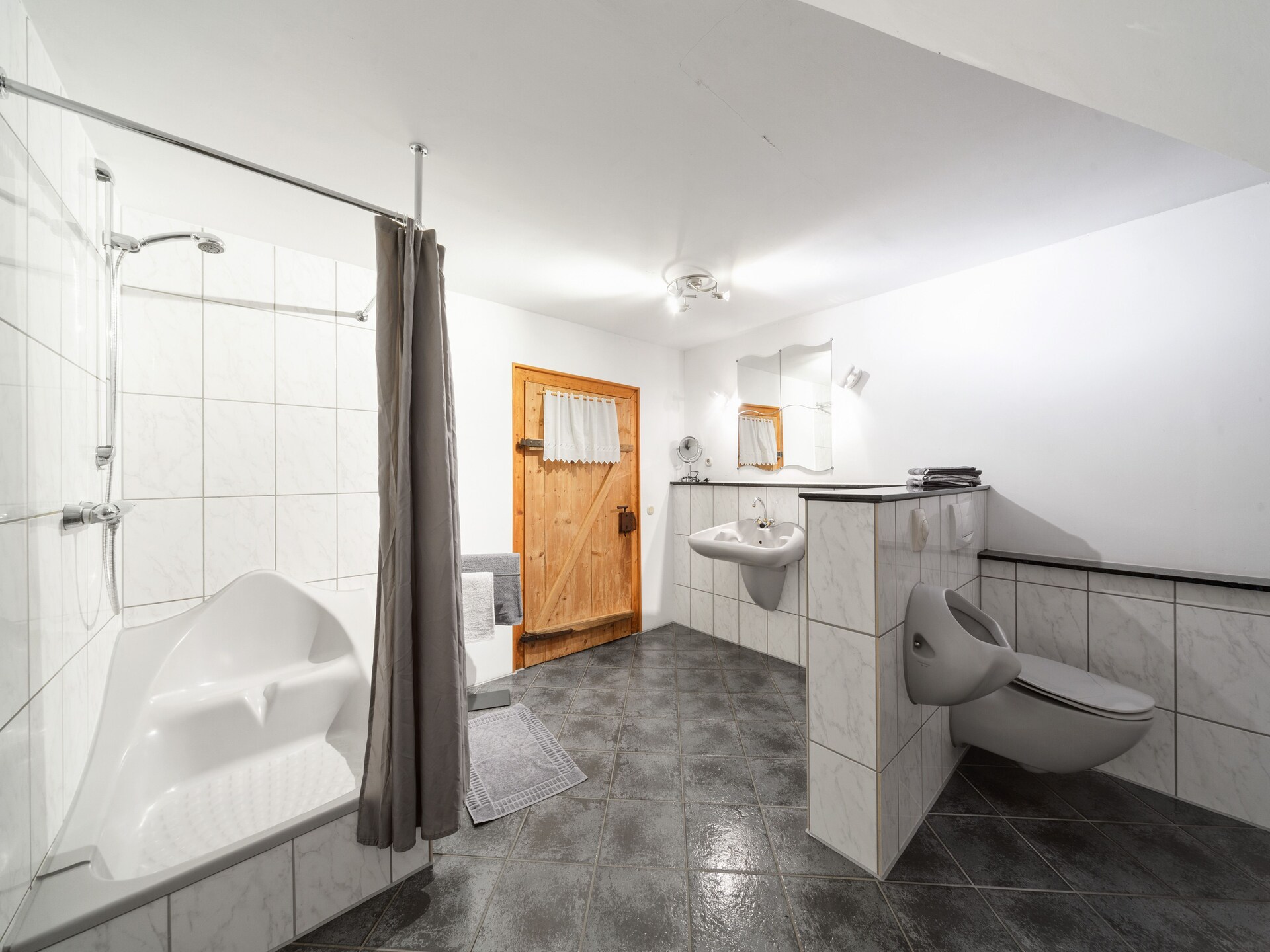 Ruim appartement op bioboerderij bij bos en golfbaan in Langlingen - foto 26