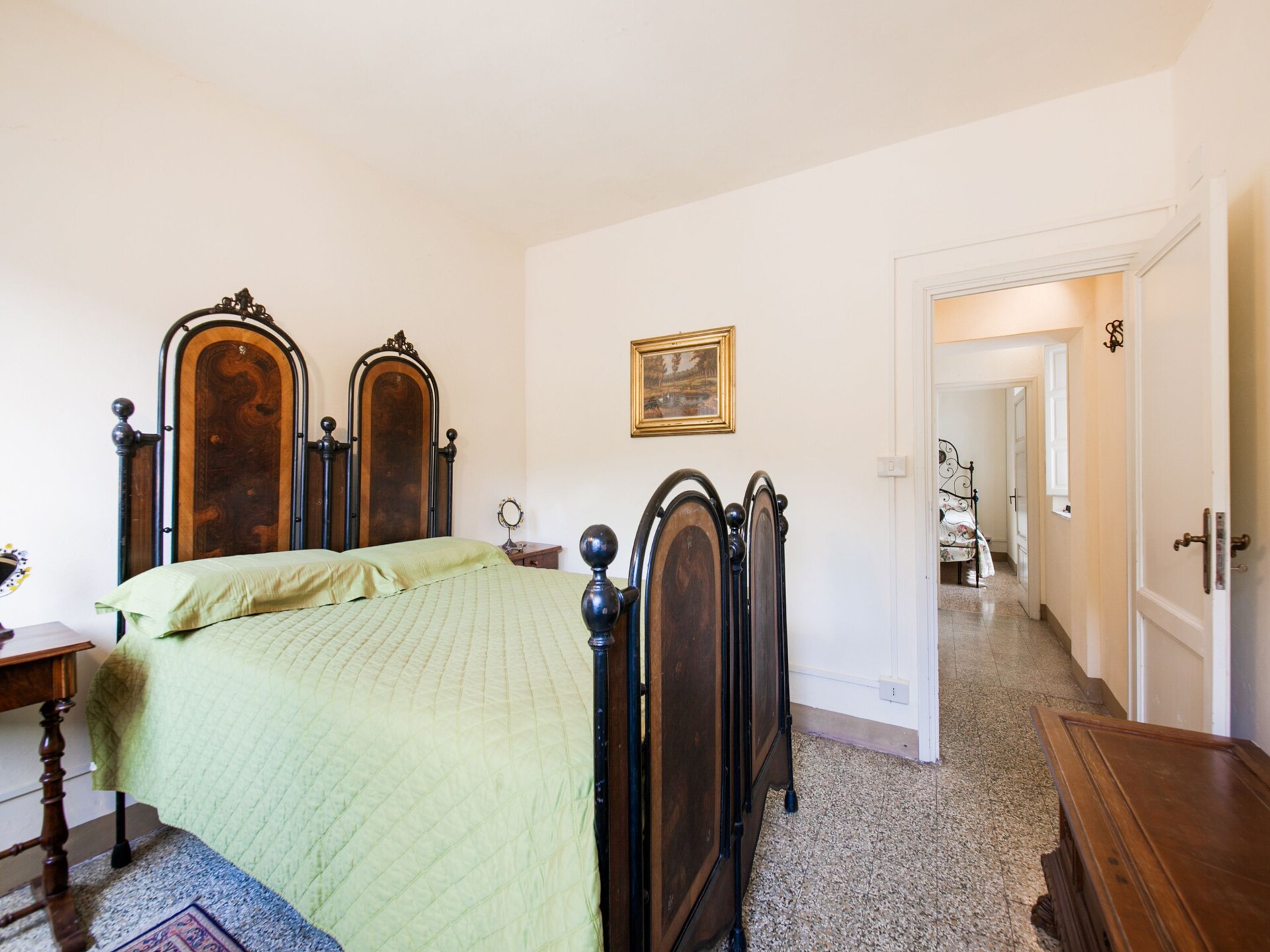 Vrijstaand Toscaans vakantiehuis aan de bosrand bij een meer - foto 27