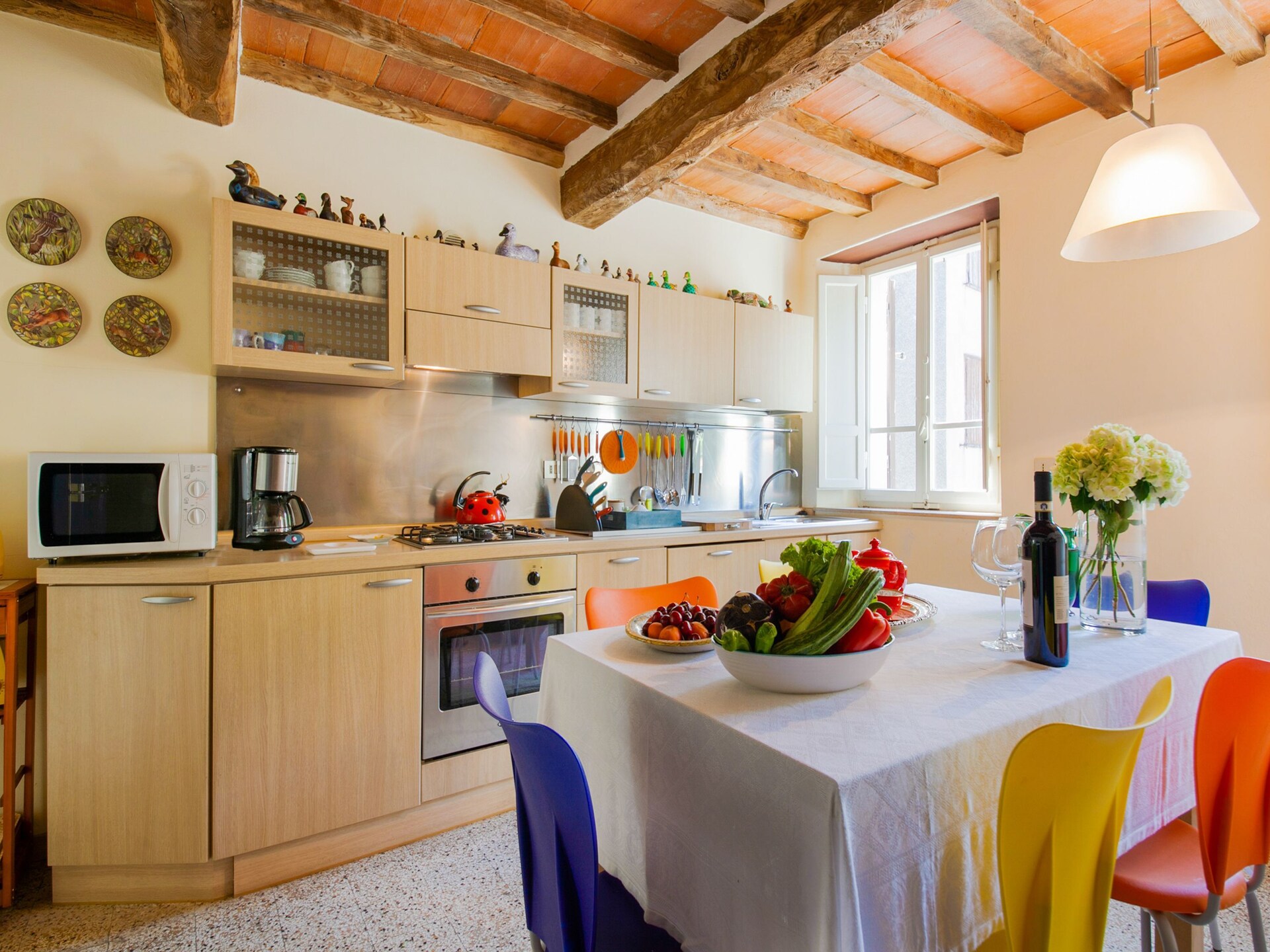 Vrijstaand Toscaans vakantiehuis aan de bosrand bij een meer - foto 15