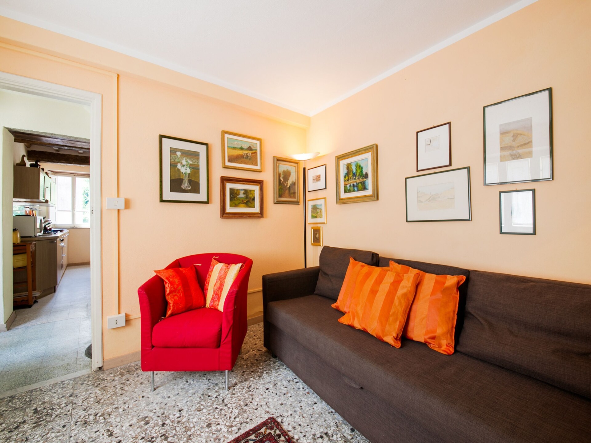 Vrijstaand Toscaans vakantiehuis aan de bosrand bij een meer - foto 12