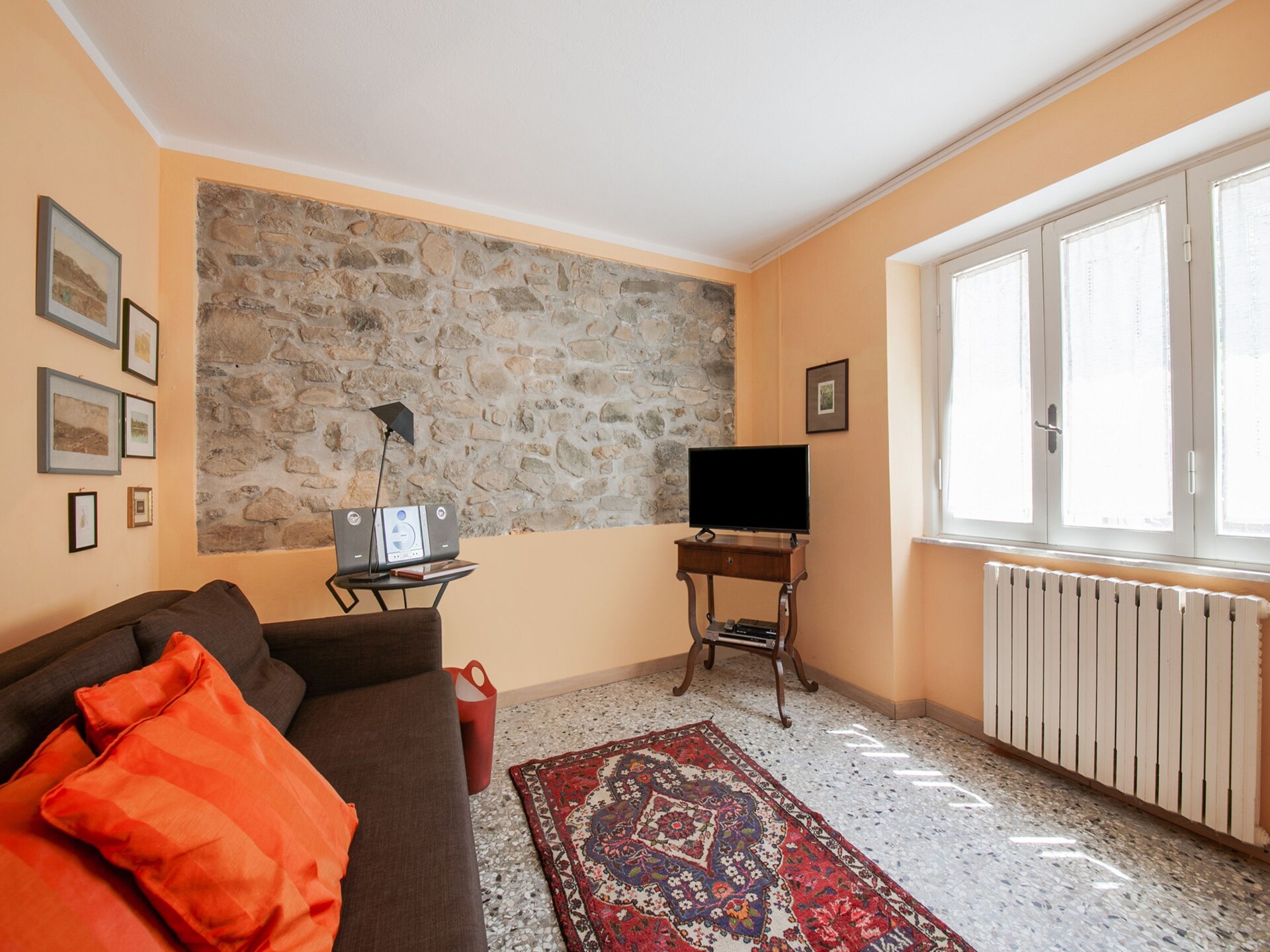 Vrijstaand Toscaans vakantiehuis aan de bosrand bij een meer - foto 9