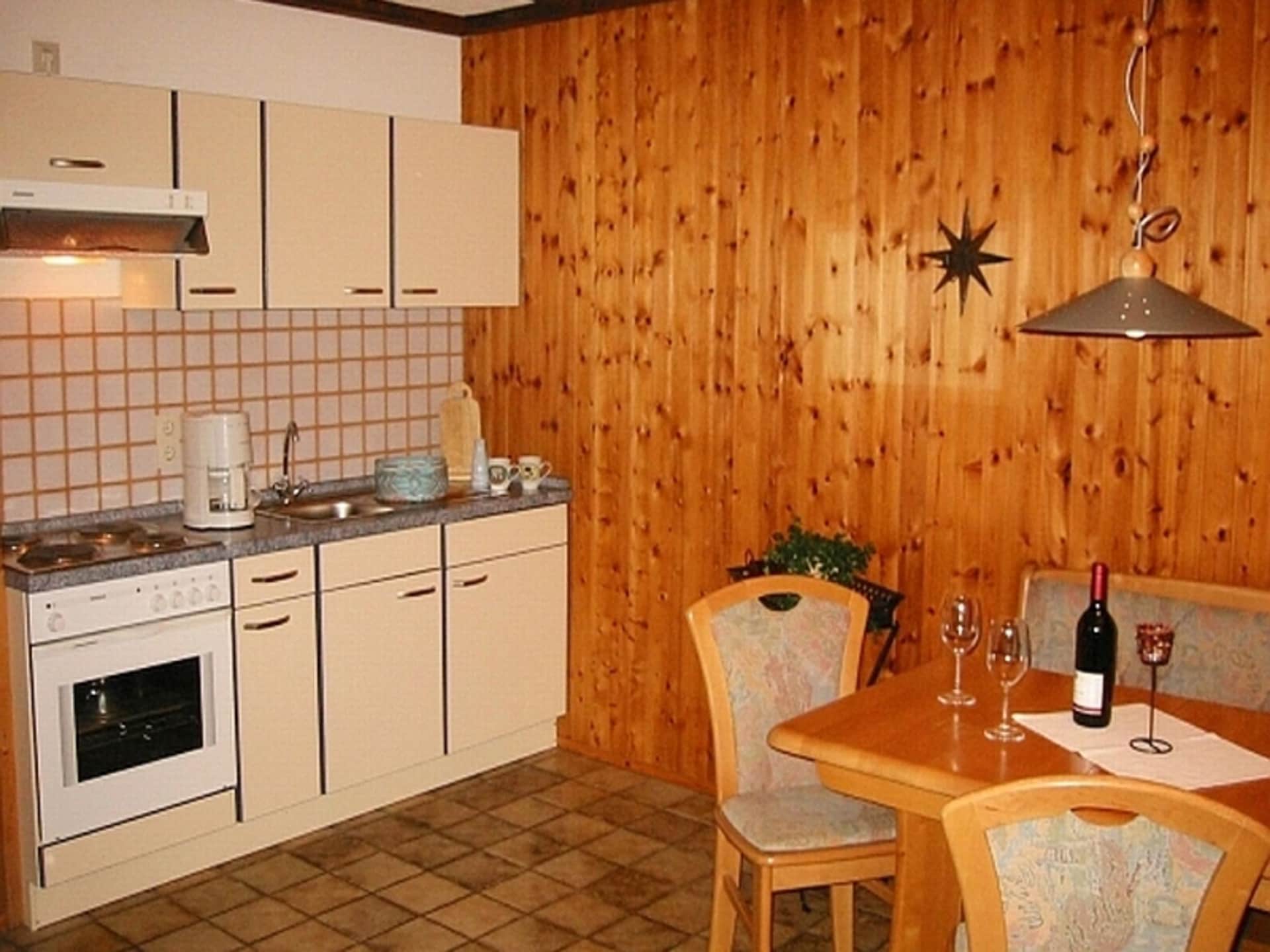 Ruim appartement met open haard in Schönecken - foto 3