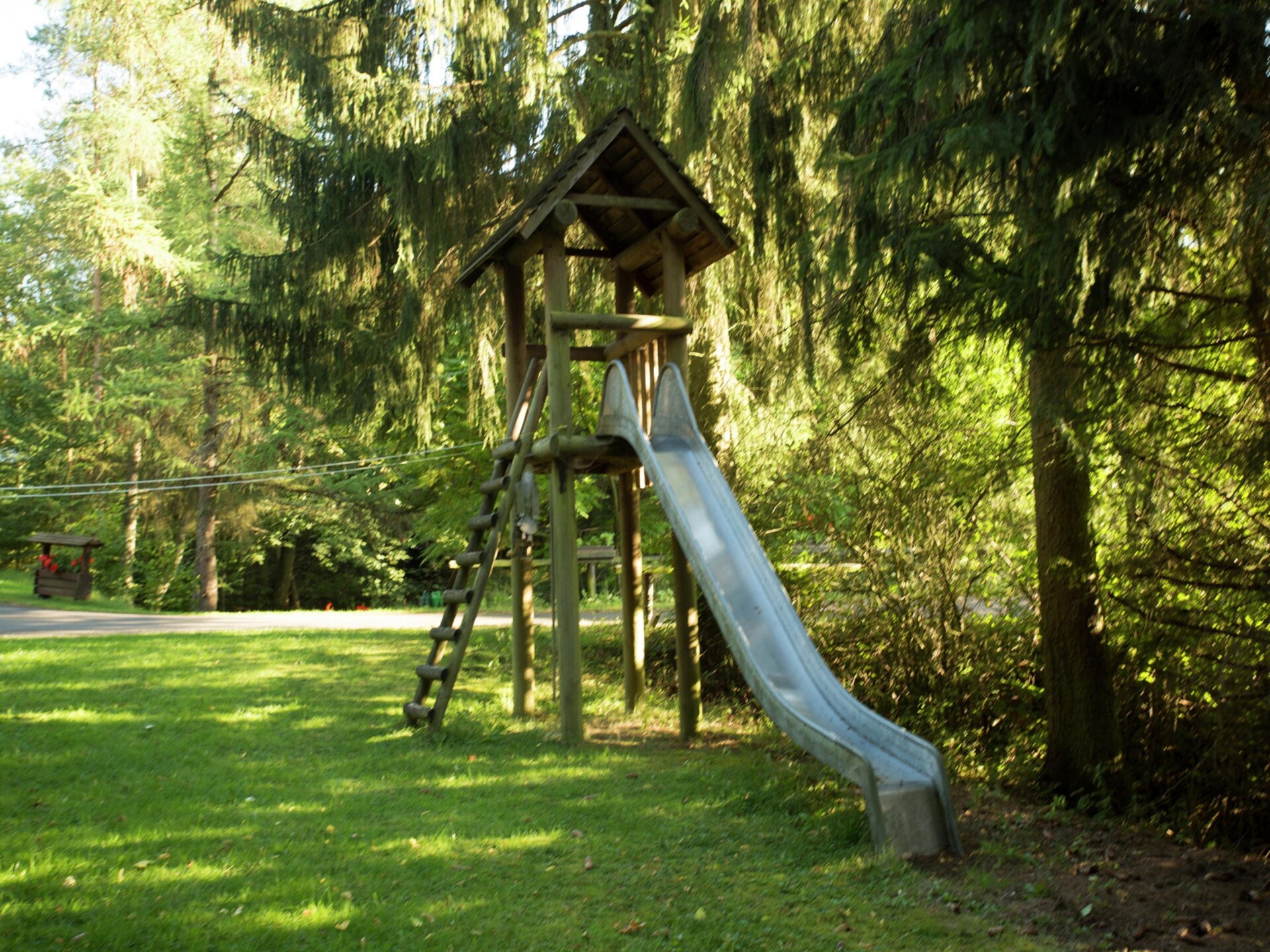 Ruim chalet voor 6 personen in Schönecken · 110 m² - foto 9