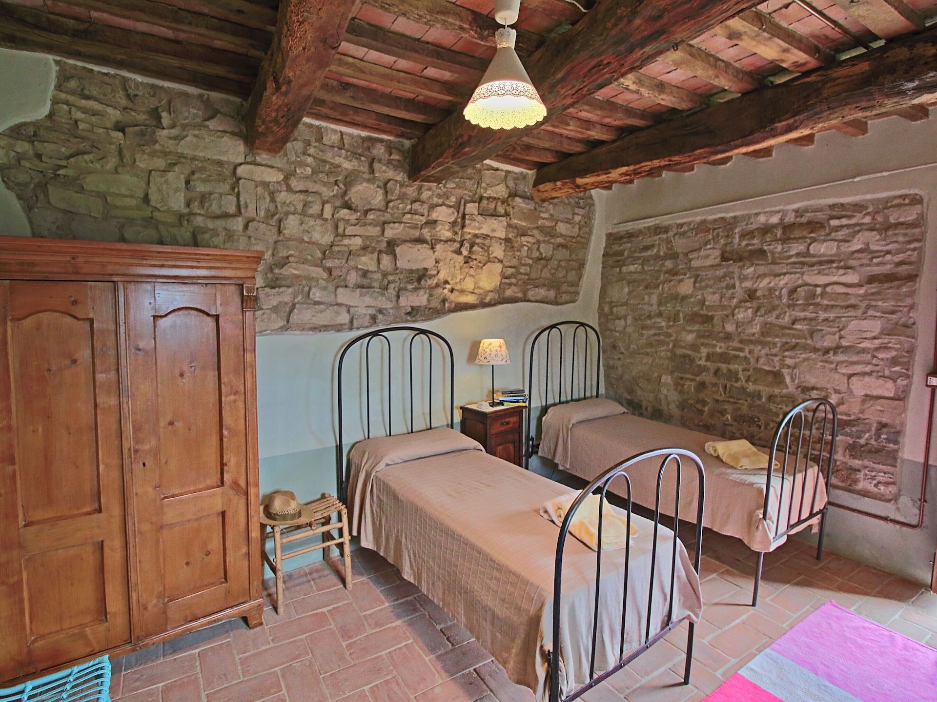 Heuveltopvakantiehuis met zwembad en panoramisch uitzicht in Apecchio - foto 18