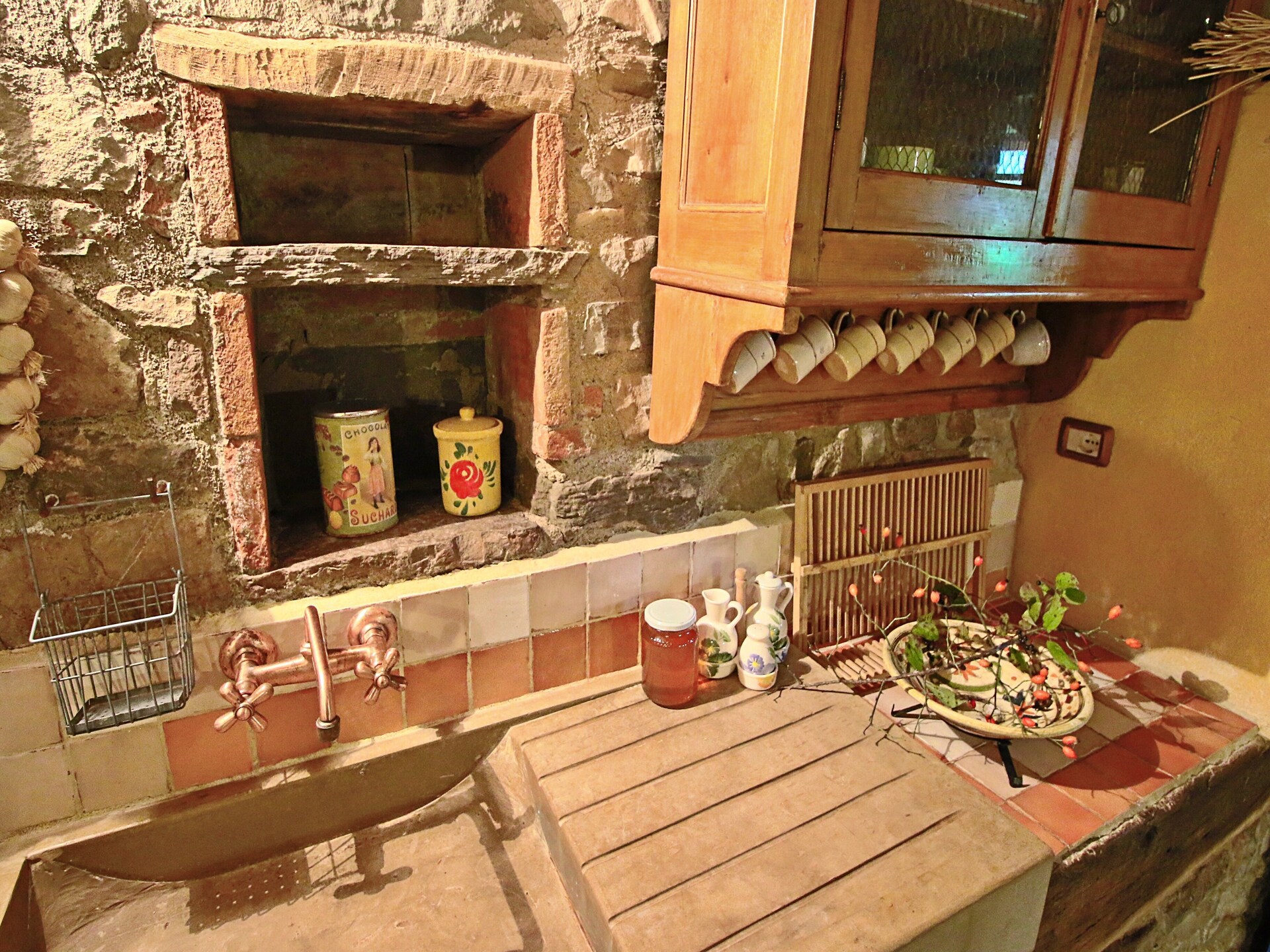 Heuveltopvakantiehuis met zwembad en panoramisch uitzicht in Apecchio - foto 13