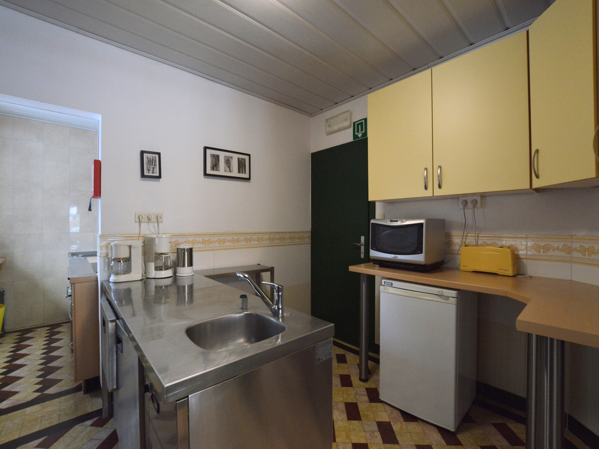 14-persoons vakantiehuis met privézwembad in Waimes - foto 17