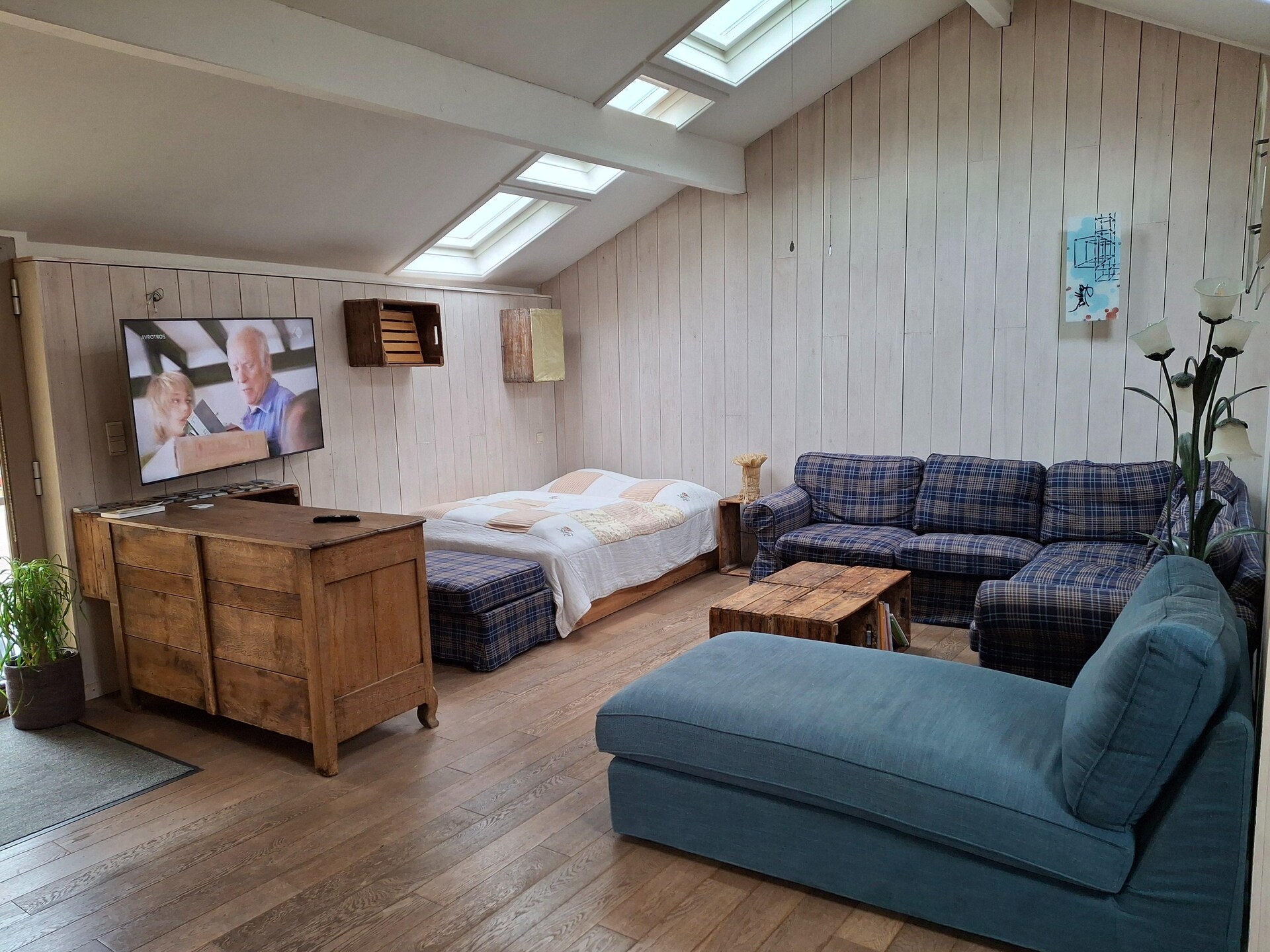 Sprookjesachtig landhuis met sauna in de bossen bij Lamorteau - foto 2