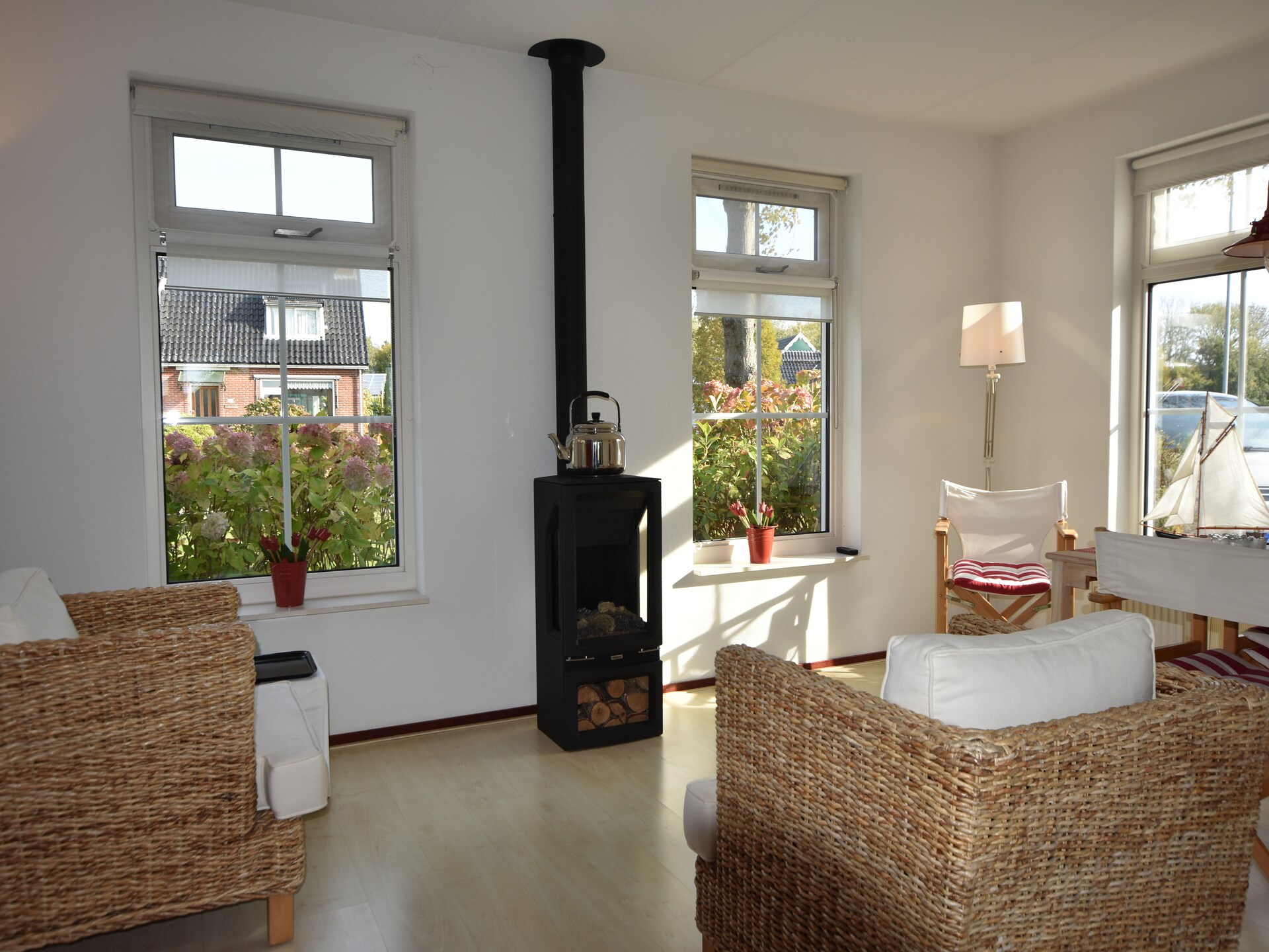 Villa ten Hoeve: Wellnessvilla met eigen aanlegsteiger aan het Schildmeer - foto 11