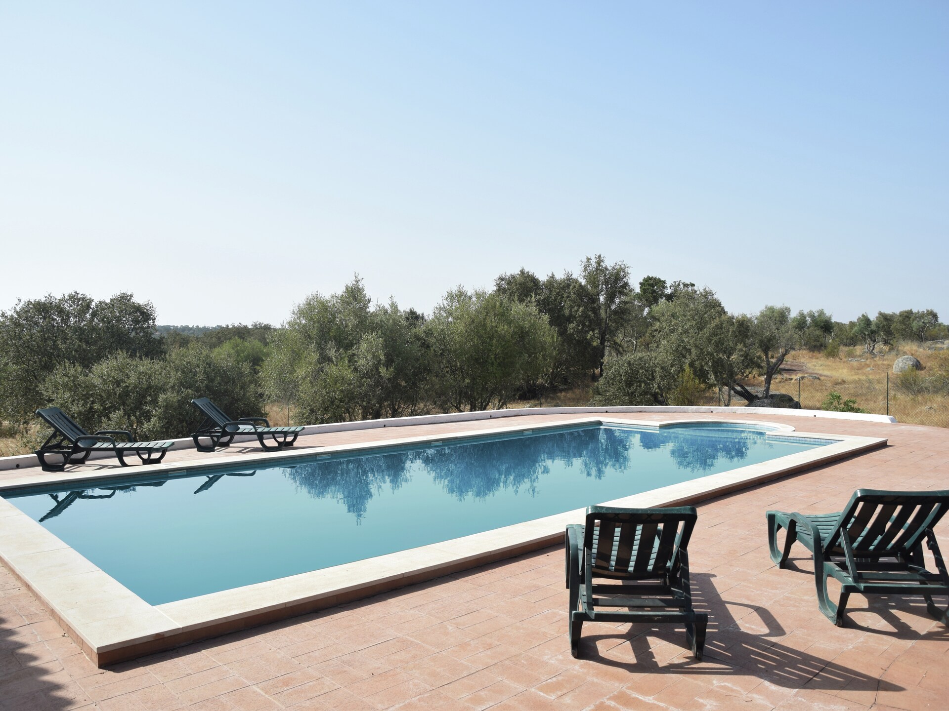 Vrijstaande villa met privézwembad en tuin nabij Vimieiro - foto 9