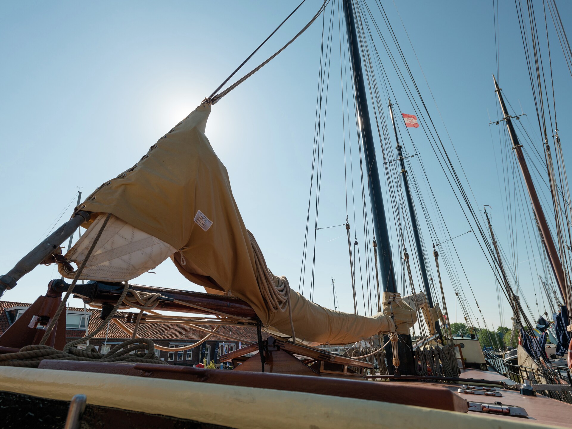 Korevaer: Unieke woonboot in hartje Leiden voor 30 personen - foto 39