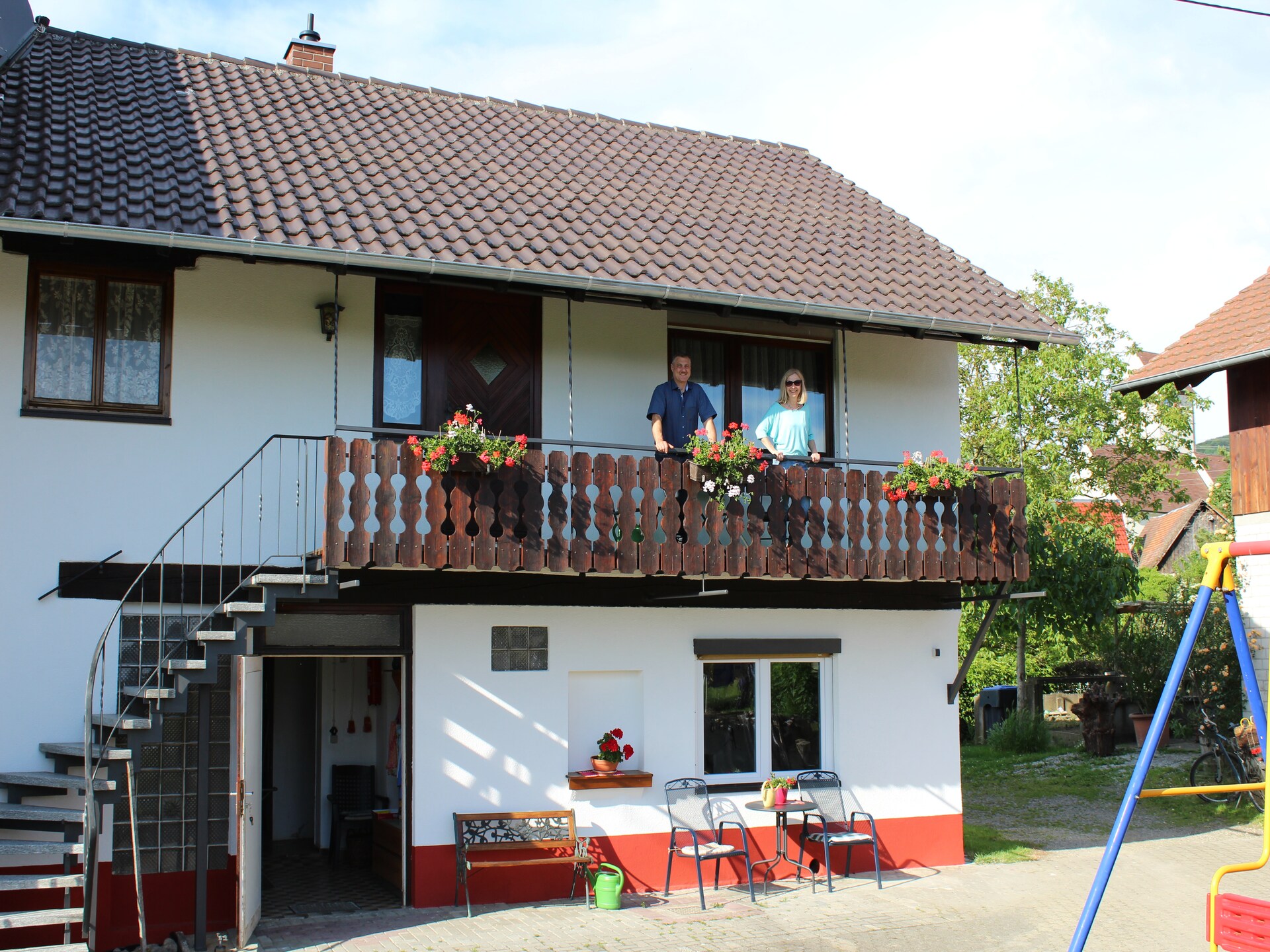 Zonnig appartement aan de rand van Bischoffingen met balkon en tuin - foto 1