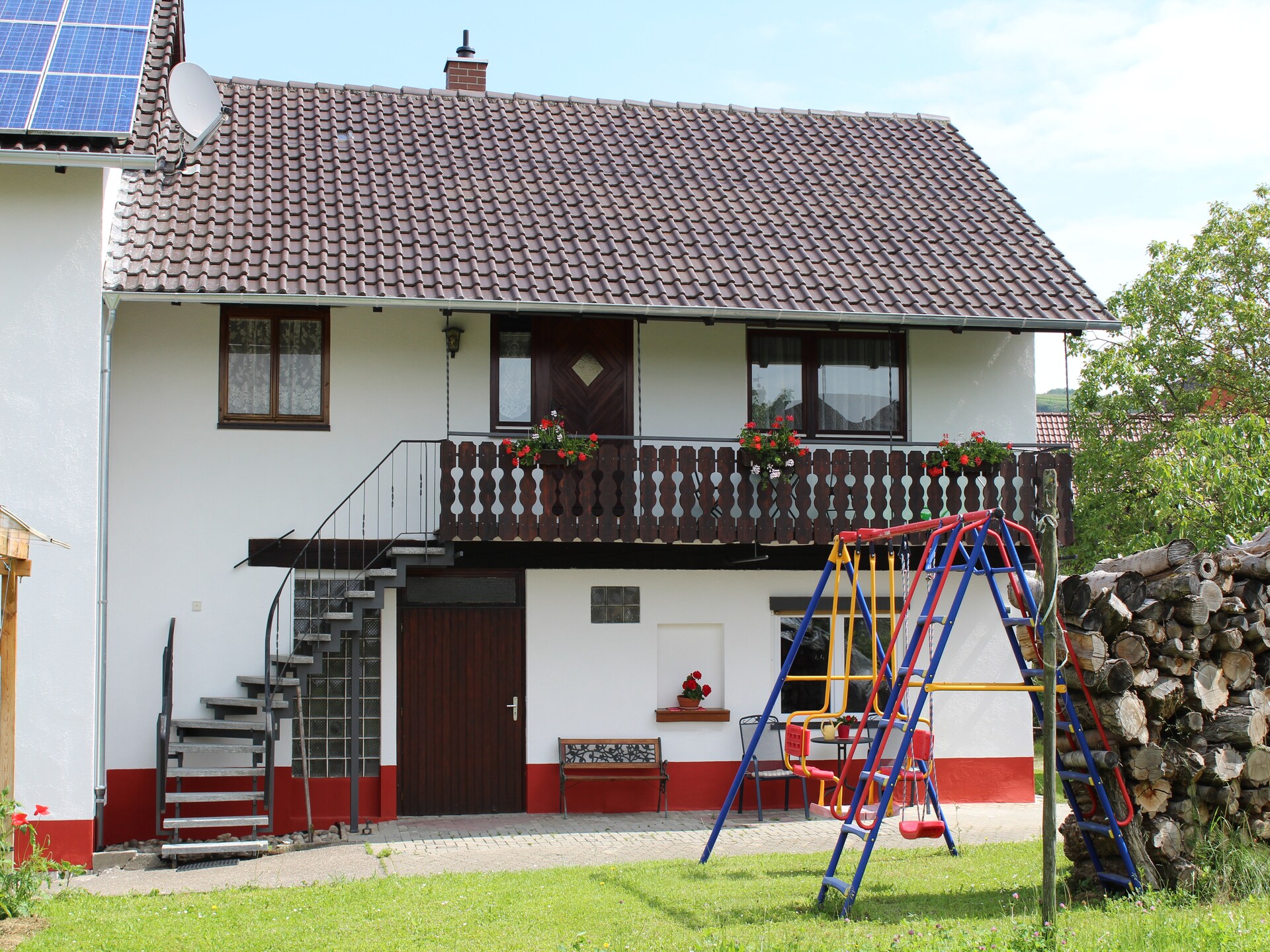 Zonnig appartement aan de rand van Bischoffingen met balkon en tuin - foto 6