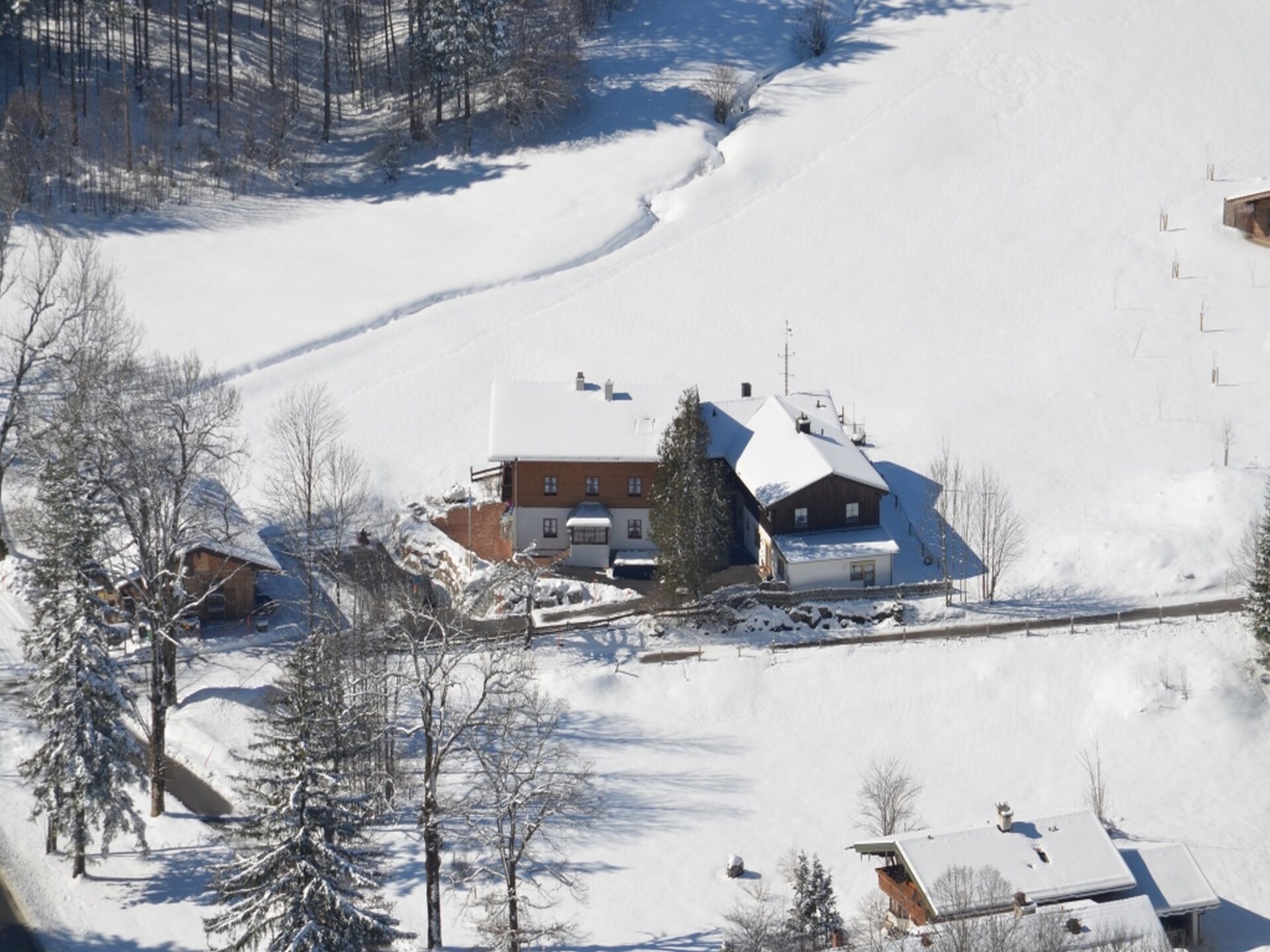Knus appartement in Ruhpolding met tuin, balkon en bergzicht - foto 34