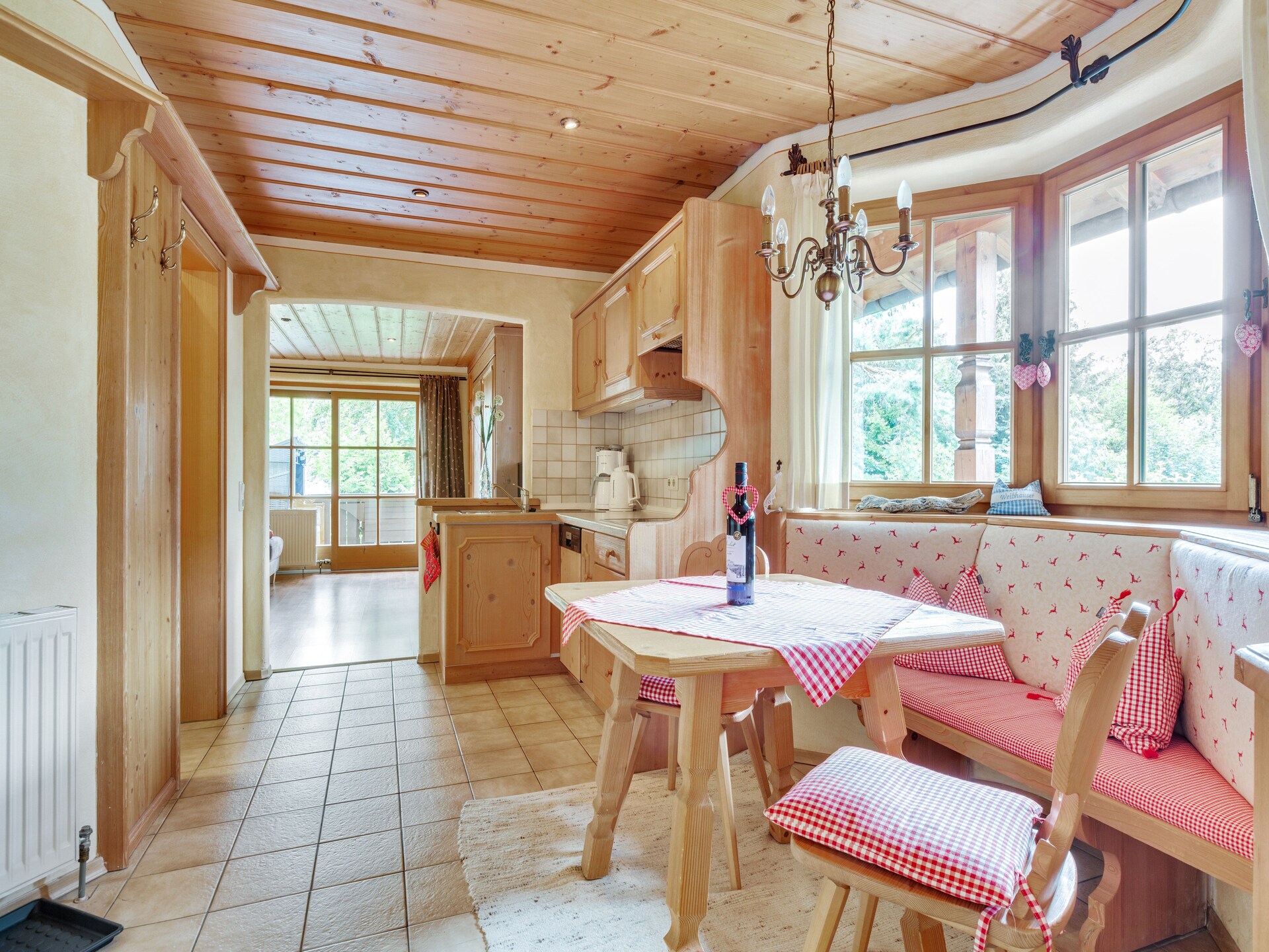 Knus appartement in Ruhpolding met tuin, balkon en bergzicht - foto 11