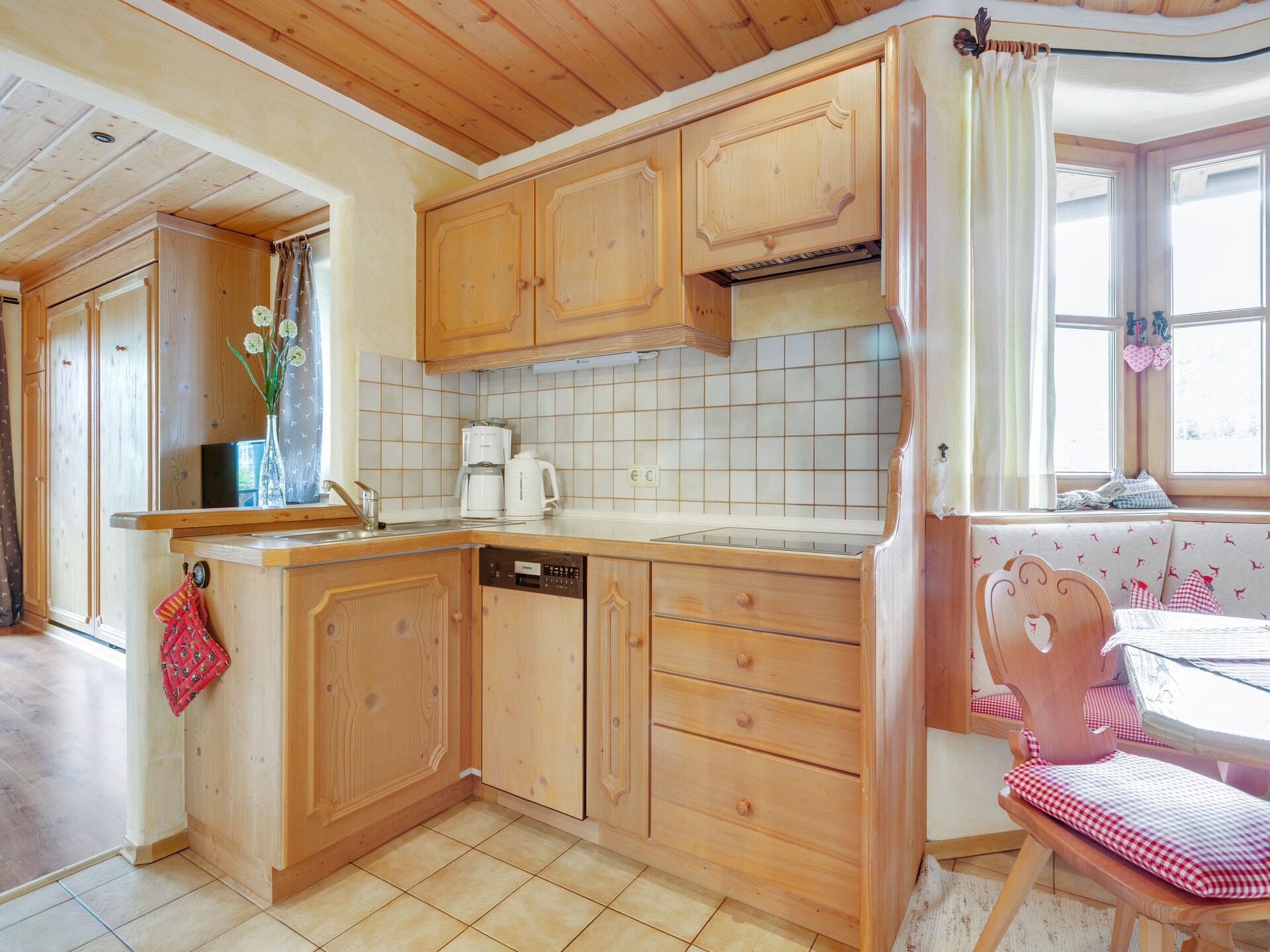 Knus appartement in Ruhpolding met tuin, balkon en bergzicht - foto 14