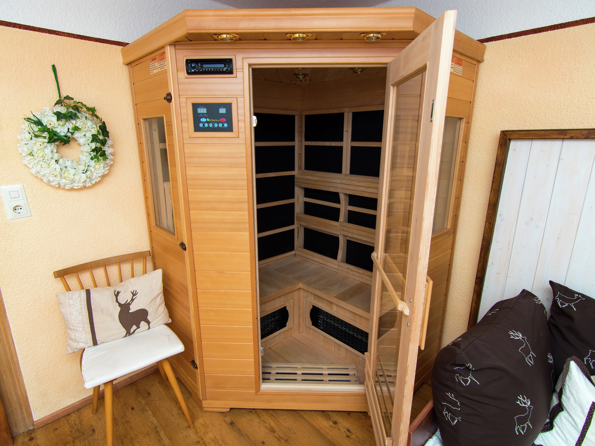 Centraal gelegen appartement in Ubersee met sauna en bubbelbad - foto 7