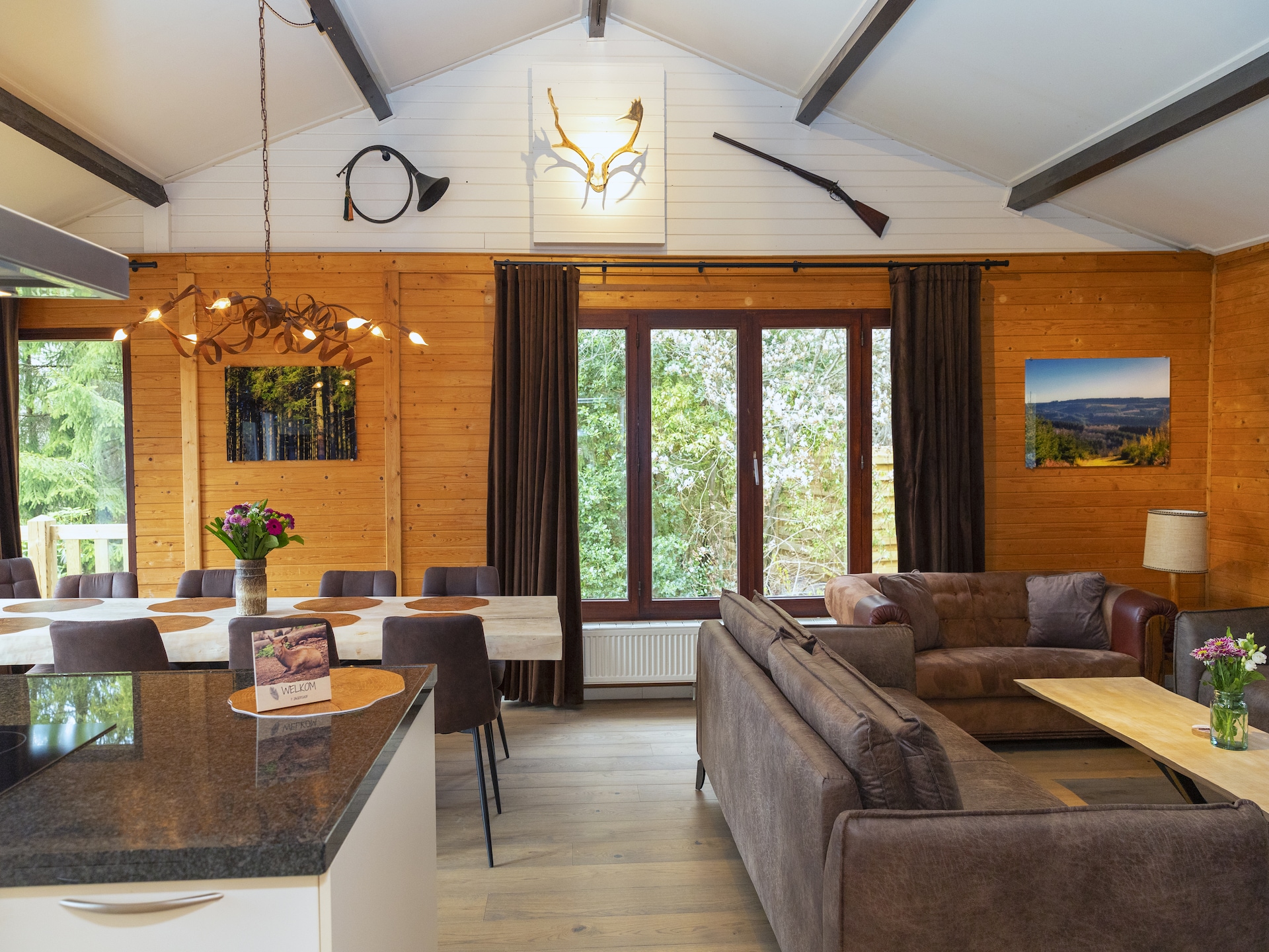 Ruim chalet in Manhay voor 9 personen met sauna en bubbelbad - foto 14
