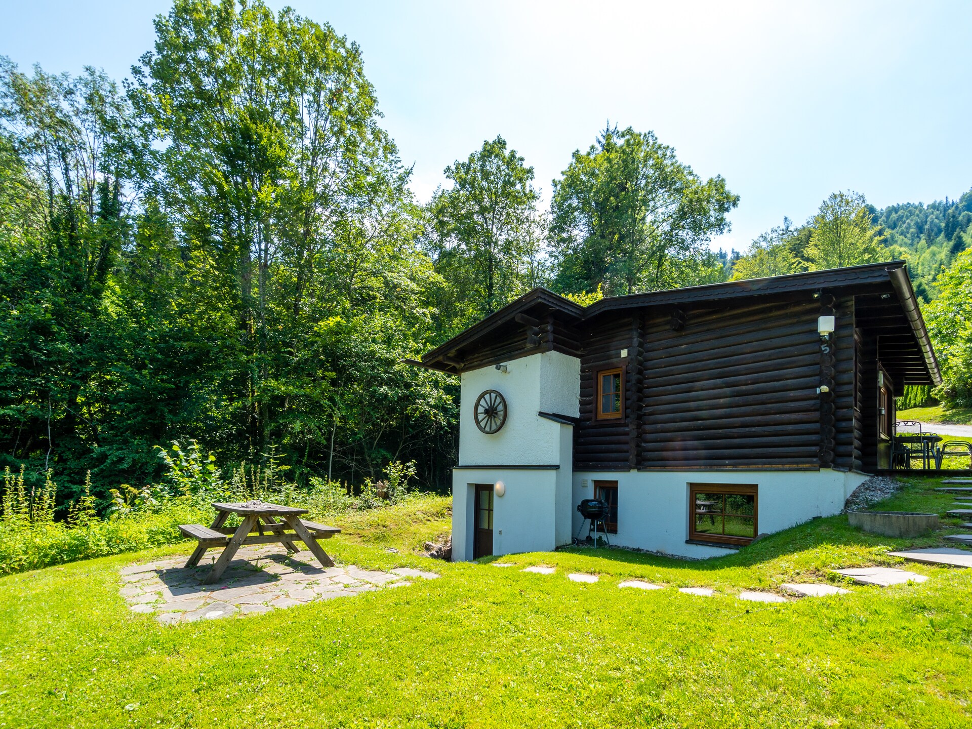 Vrijstaand chalet voor 10 personen midden in de bossen bij Hopfgarten - foto 2
