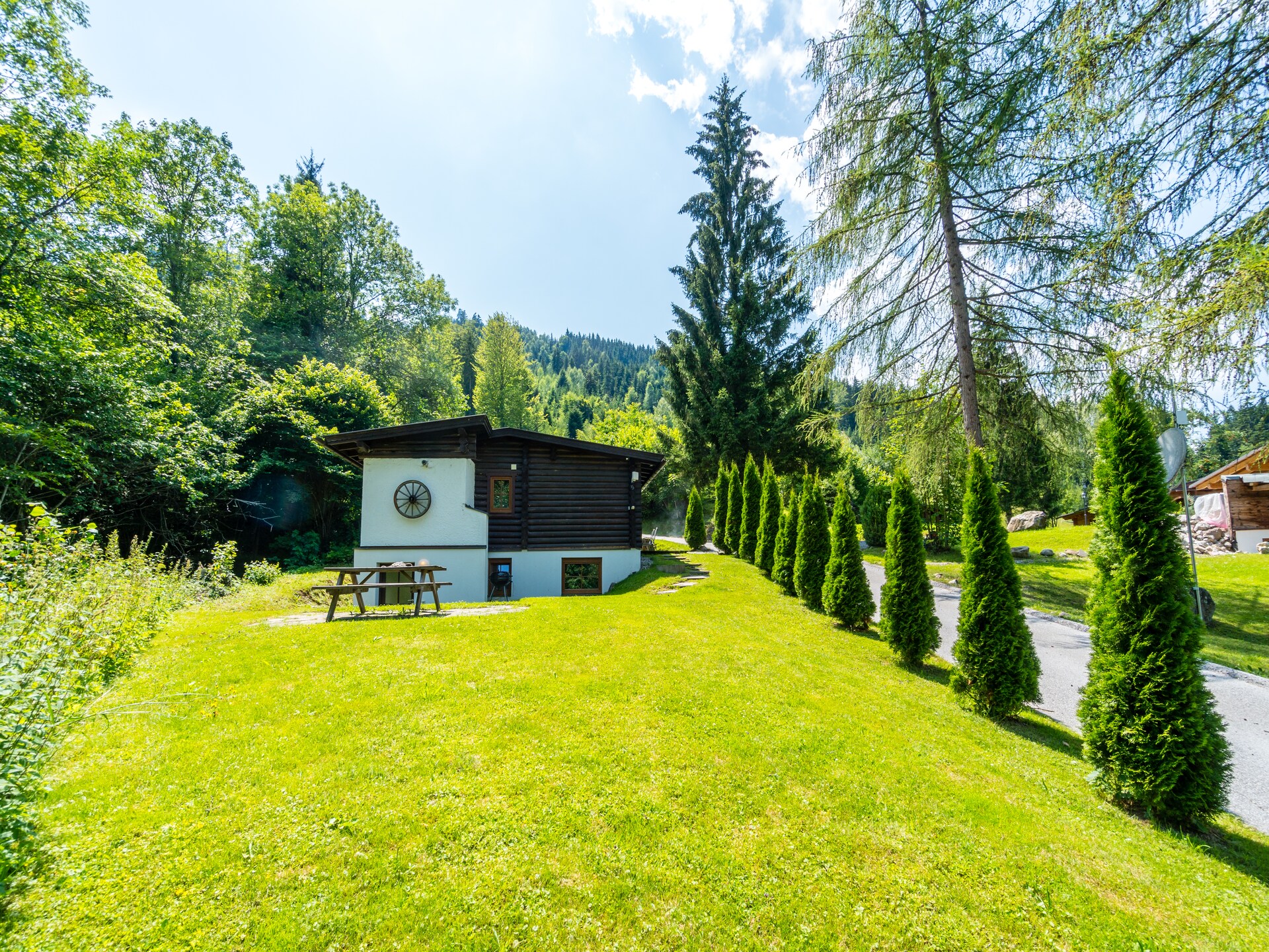 Vrijstaand chalet voor 10 personen midden in de bossen bij Hopfgarten - foto 1